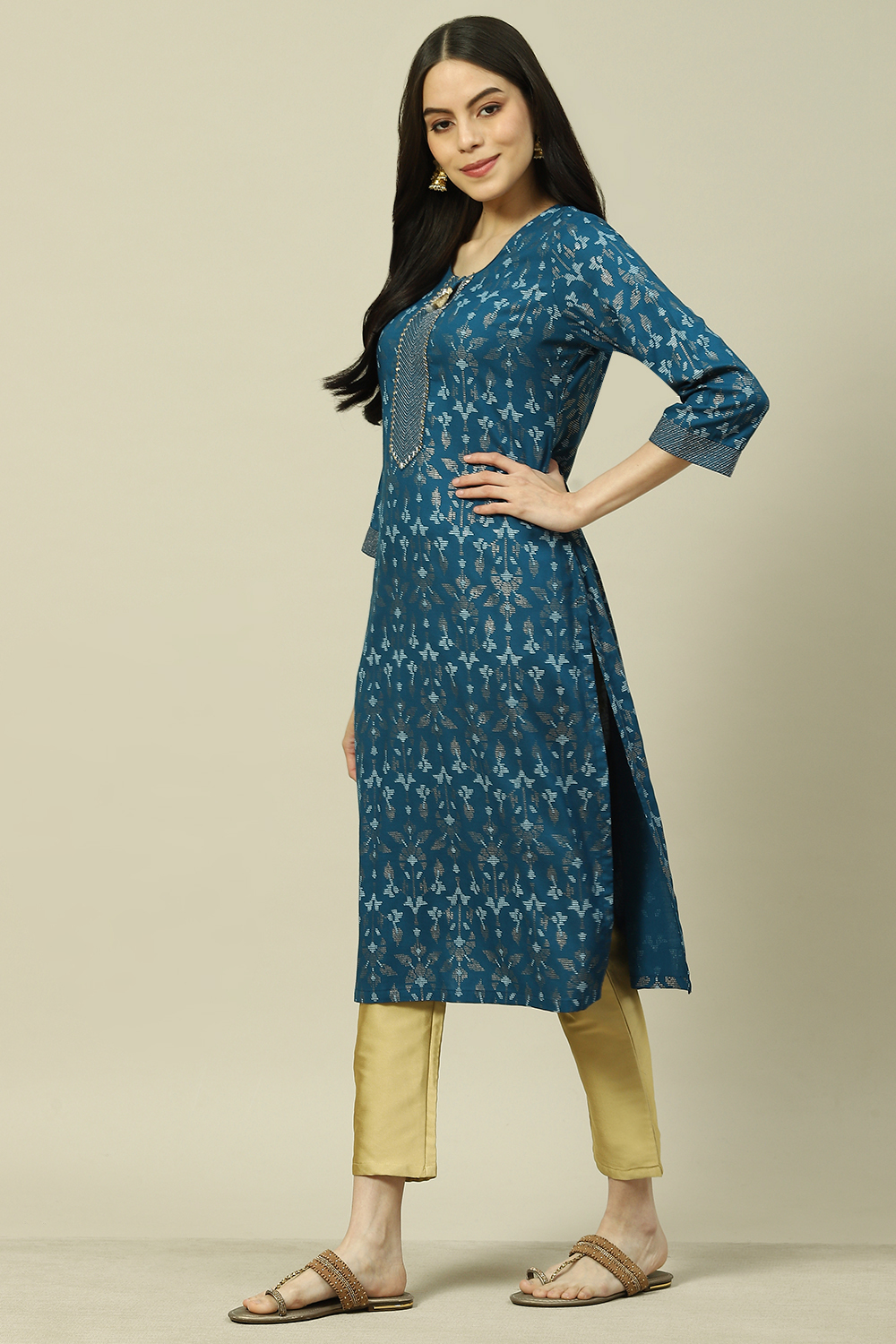 Red LIVA Straight Kurta image number 2