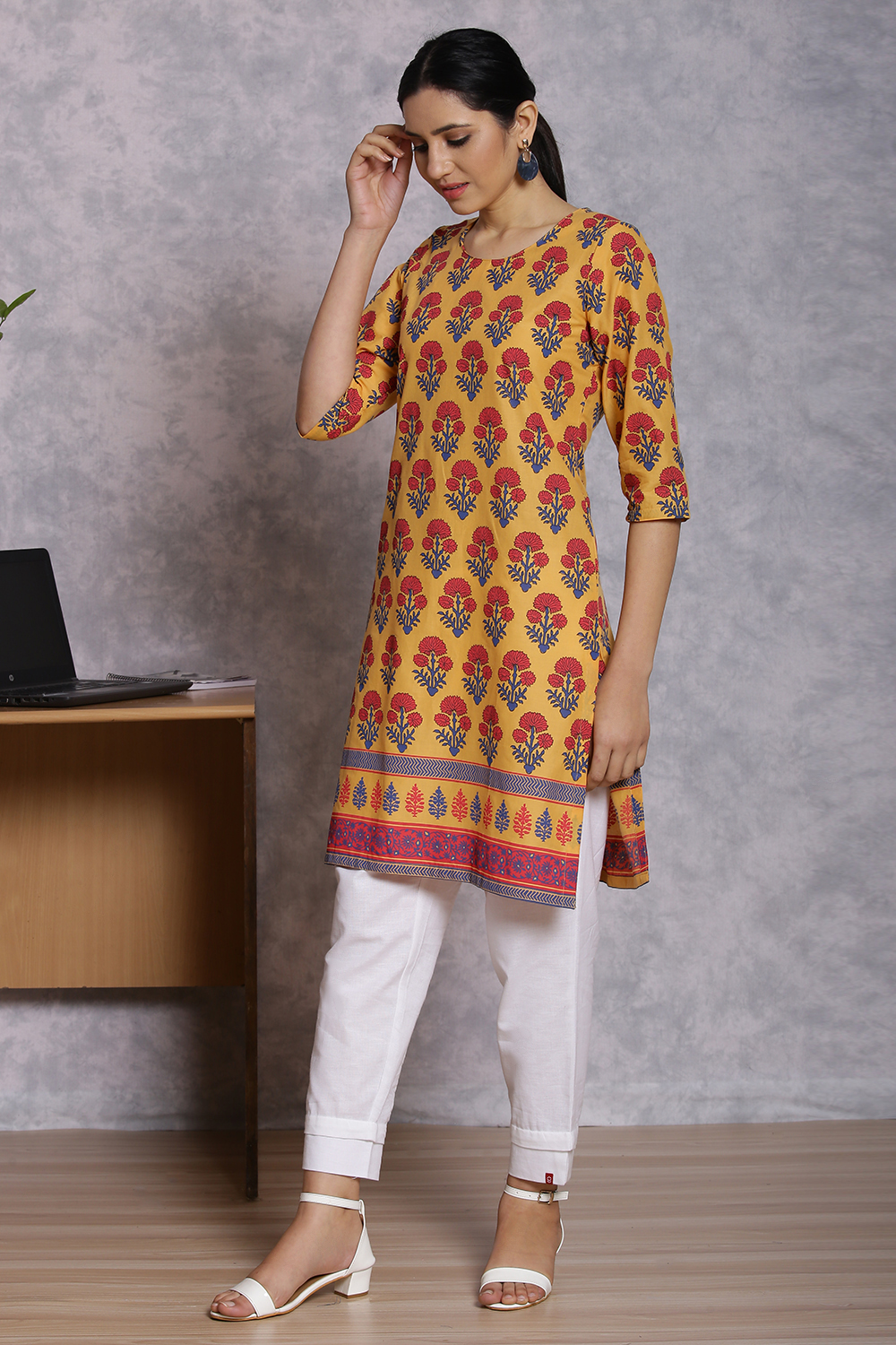 Mustard Cotton And Cambric Straight Kurta image number 2