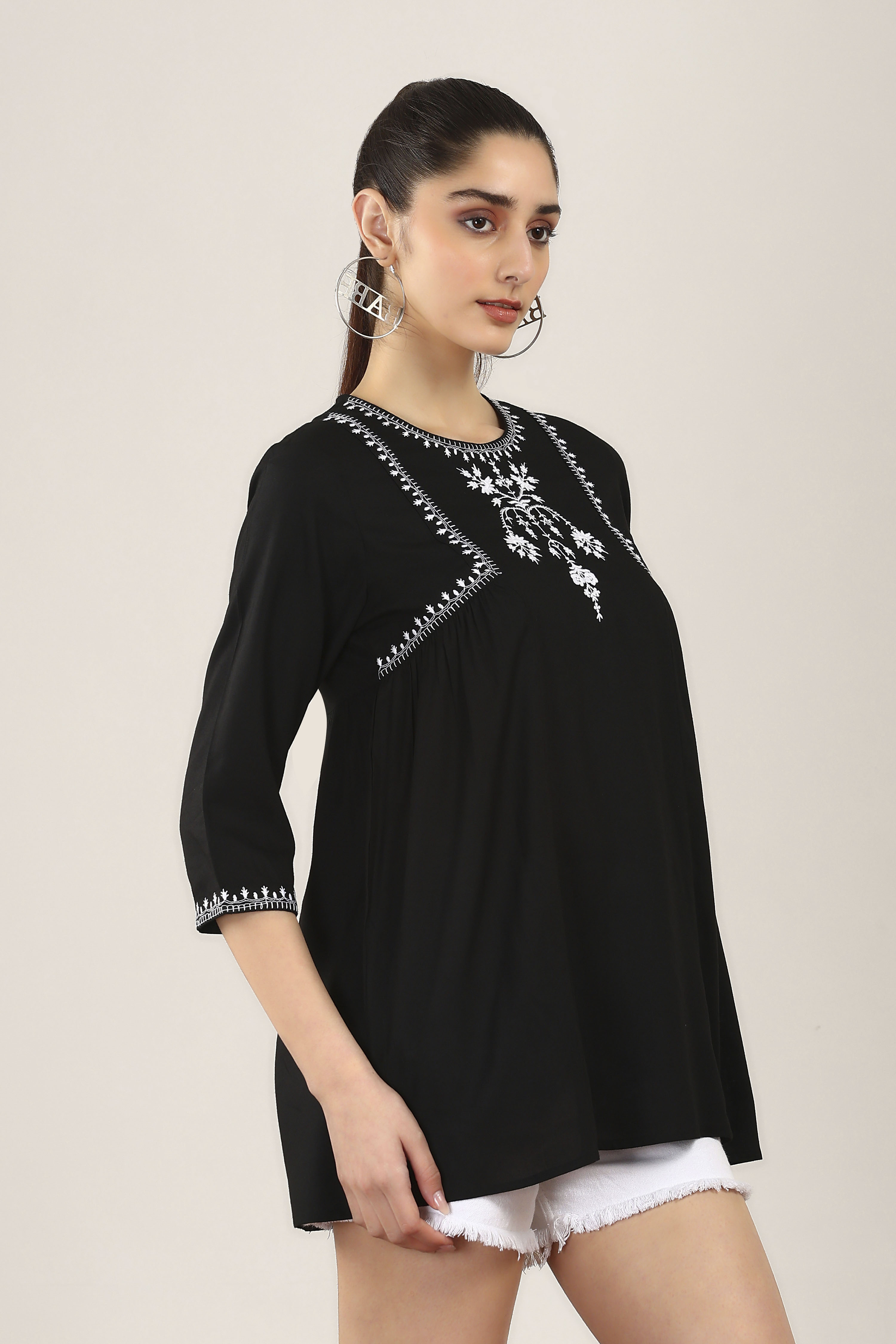 Black Rayon Straight Tops image number 4