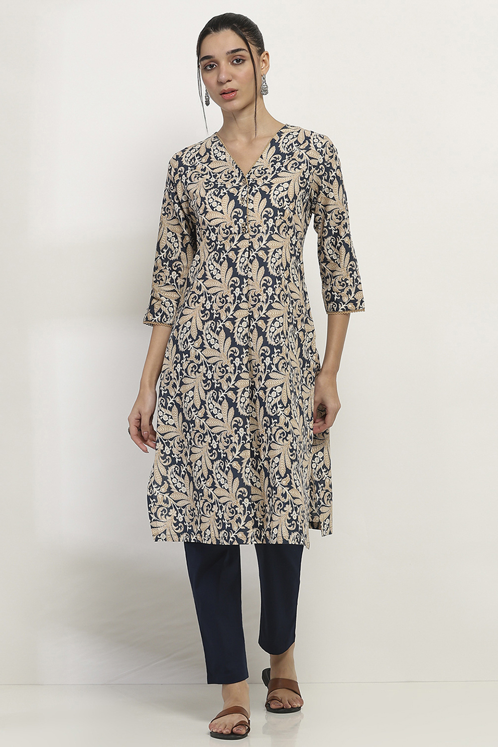 Blue Cotton Straight Kurta image number 5