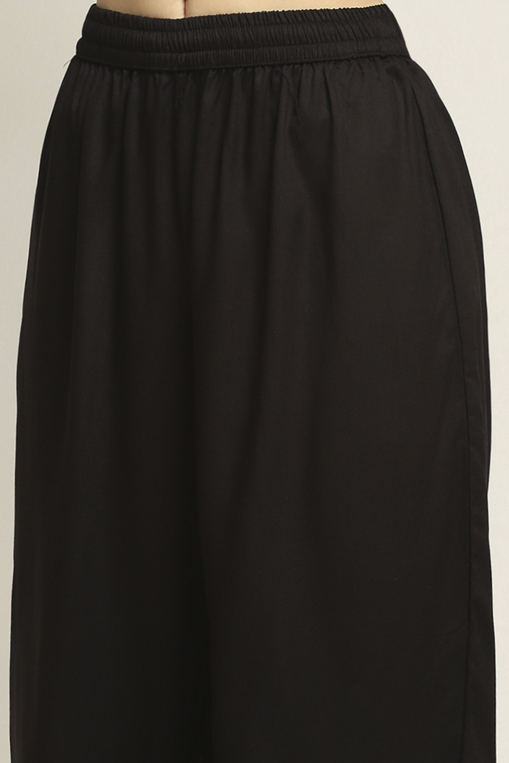 Black Viscose Rayon Printed Straight Kurta Pants Set image number 2