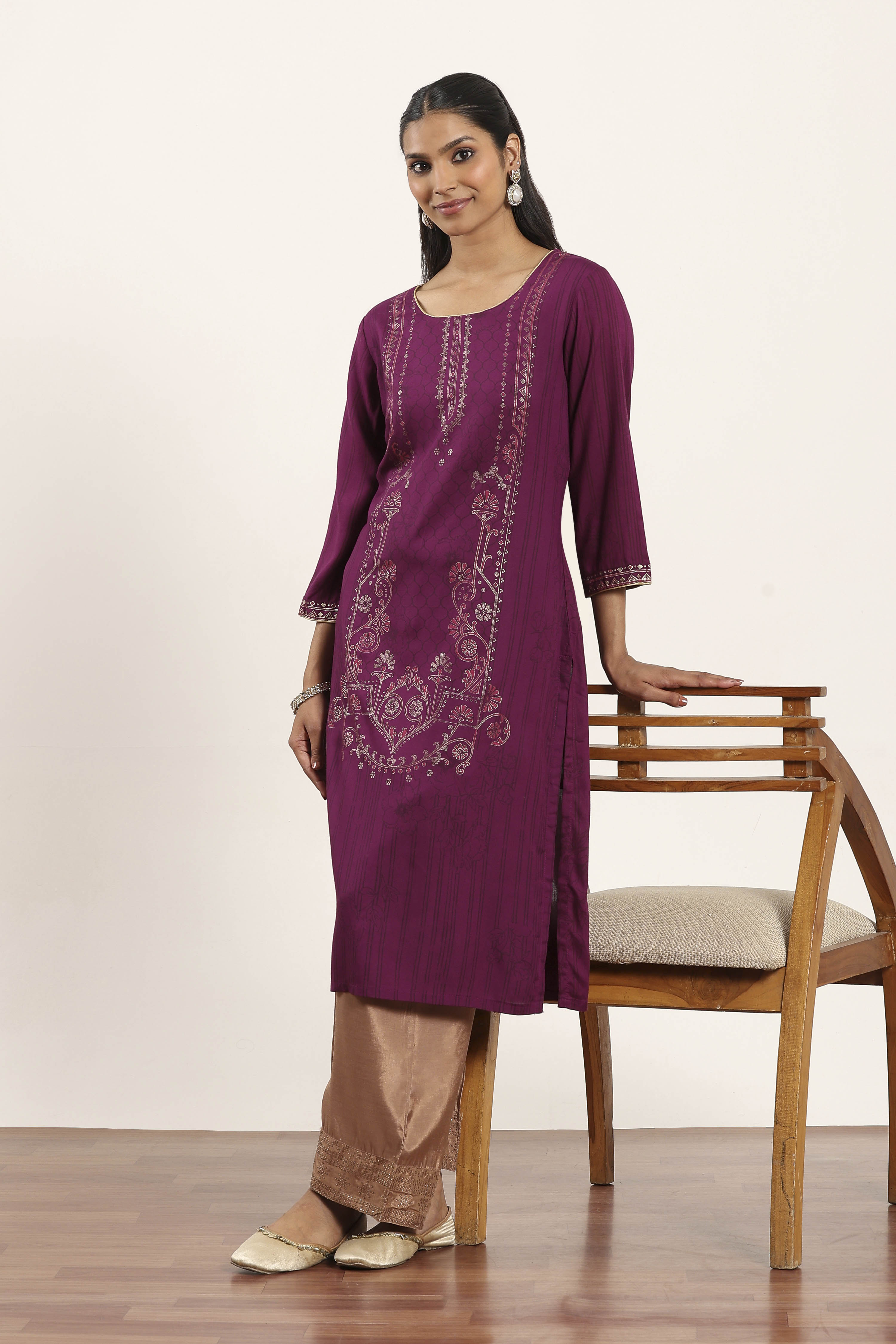 Purple Viscose Rayon Straight Kurta Pants Set image number 0