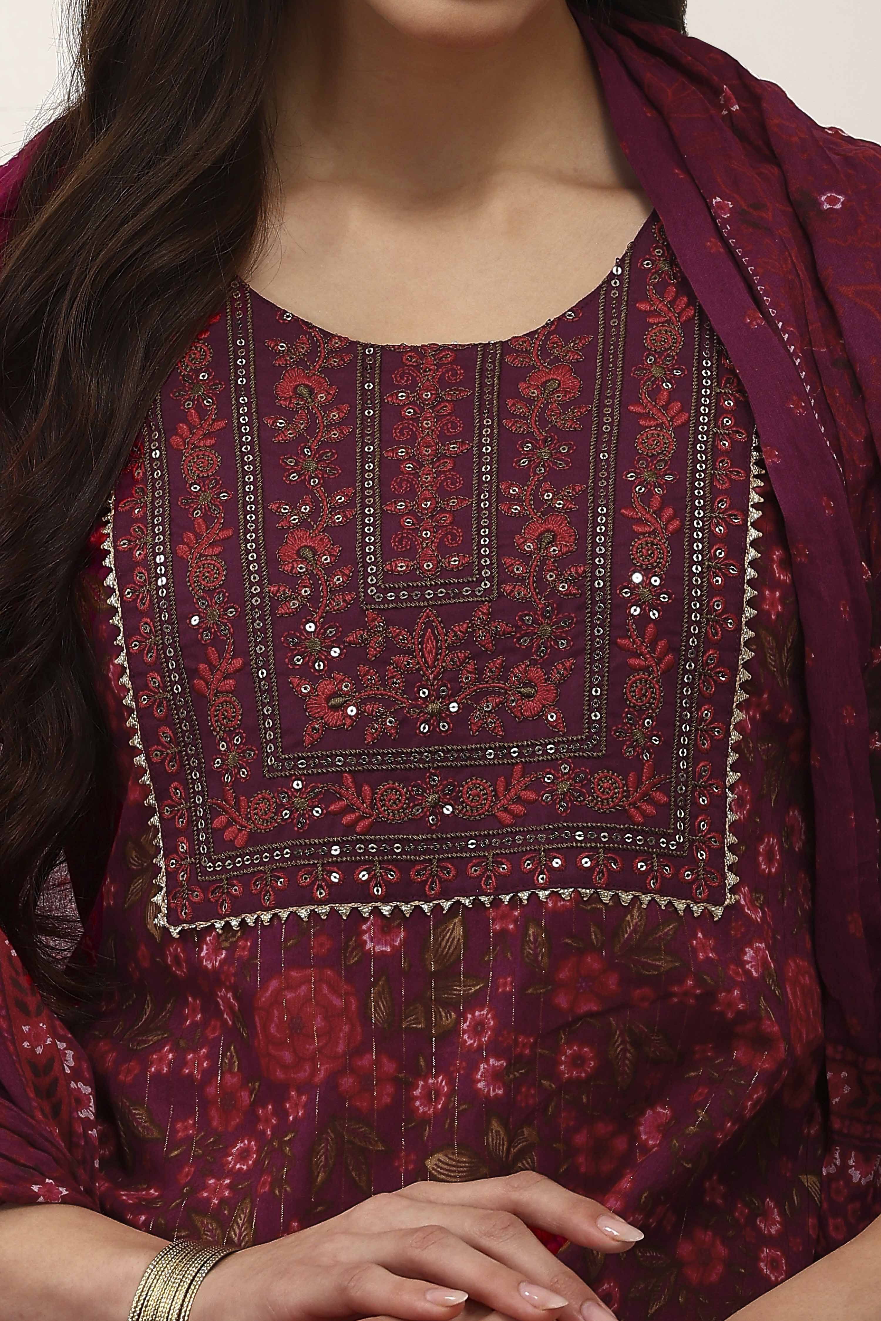 Purple Cotton Straight Suit Sets image number 1