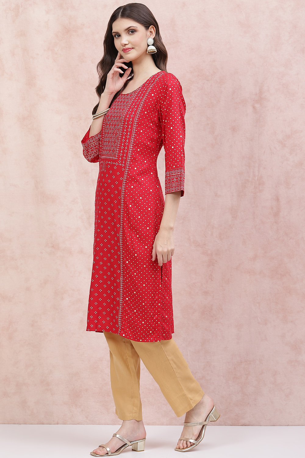 Red LIVA Straight Kurta image number 2