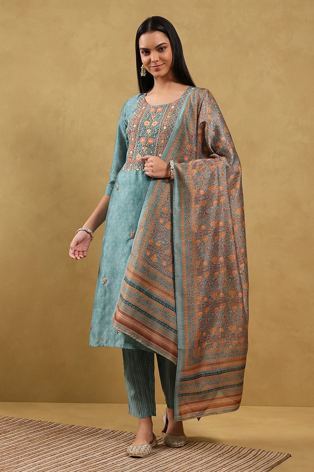 Blue Polyester Printed Straight Suit Set image number 6
