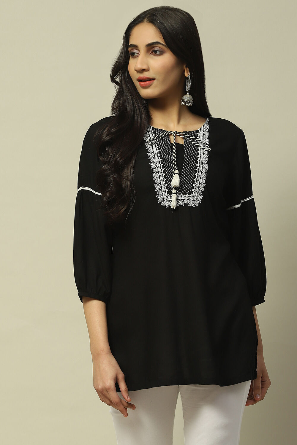 Black Rayon Straight Top image number 5