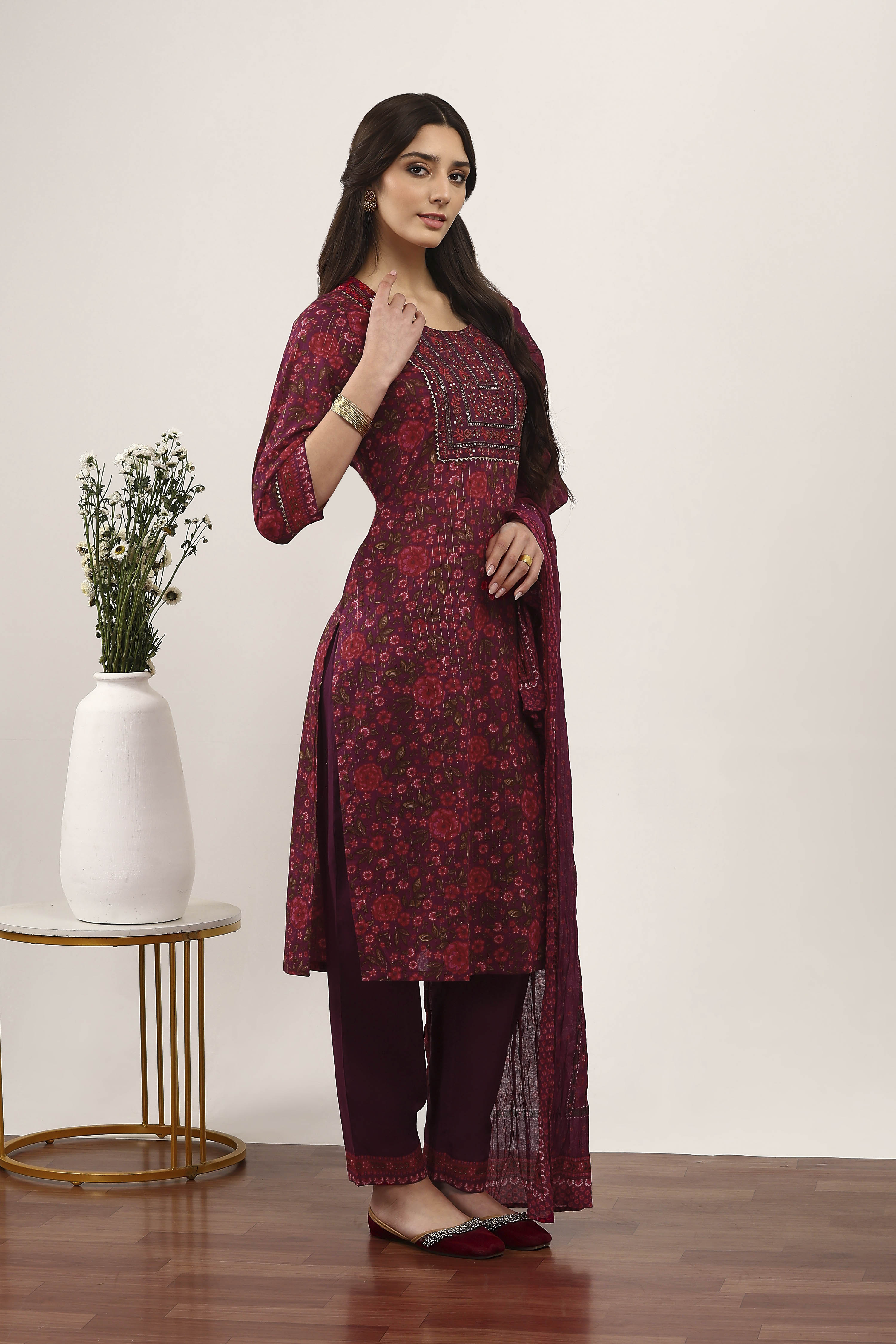 Purple Cotton Straight Suit Sets image number 5