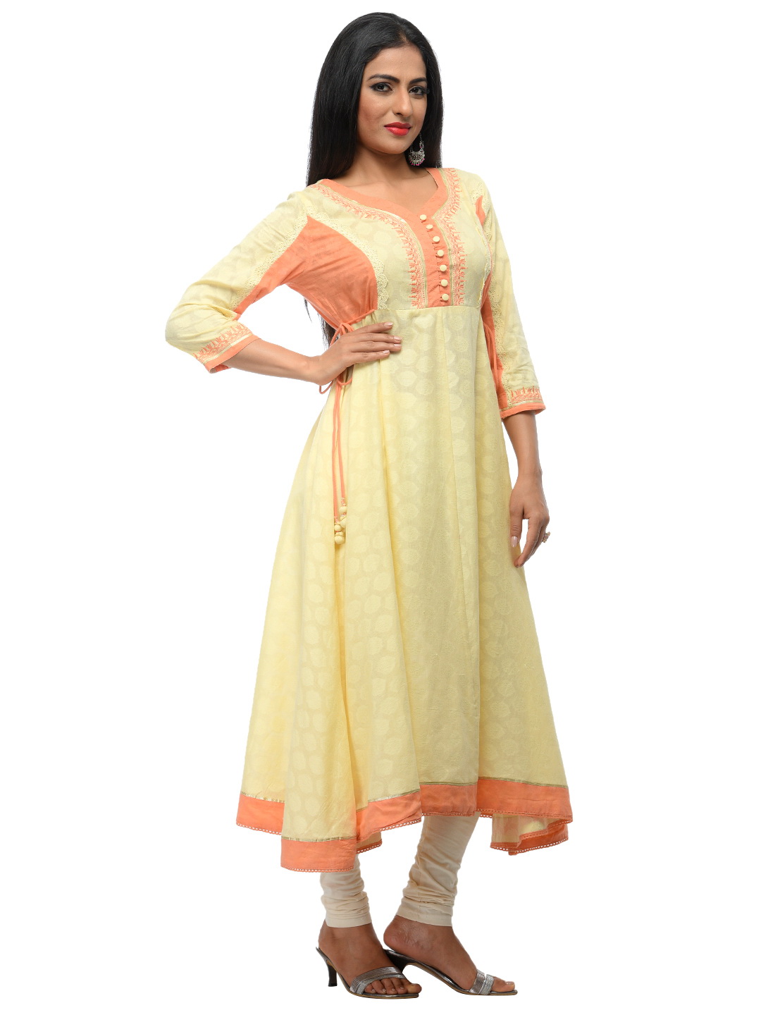 Cream Cotton Flared Kurta image number 2