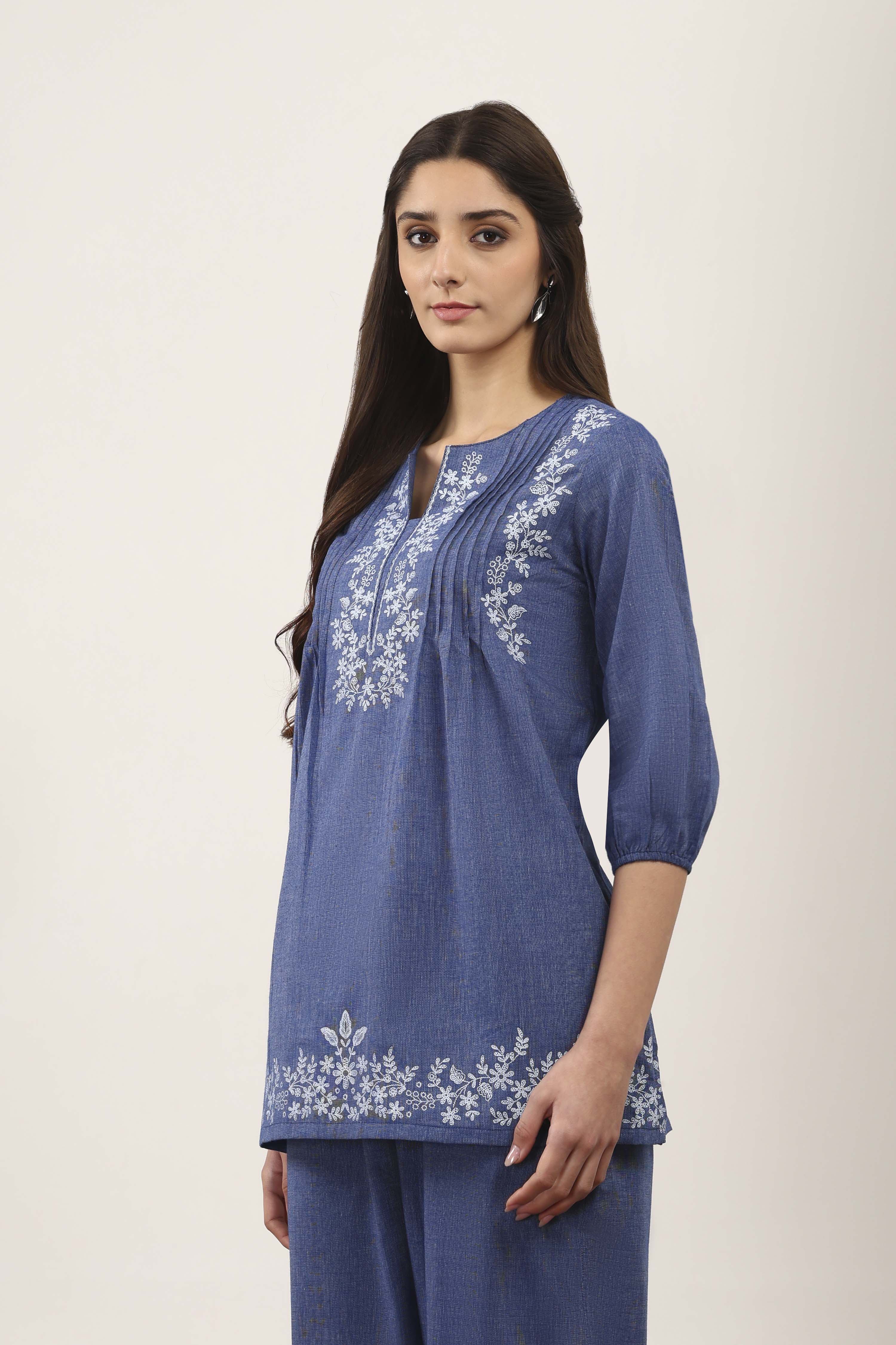 Blue Cotton Straight Tops image number 2