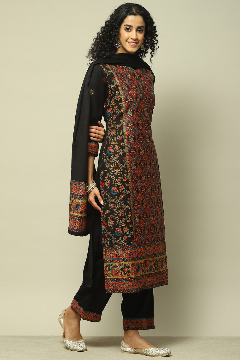 Black Poly Viscose Straight Printed Kurta Palazzo Suit Set image number 6