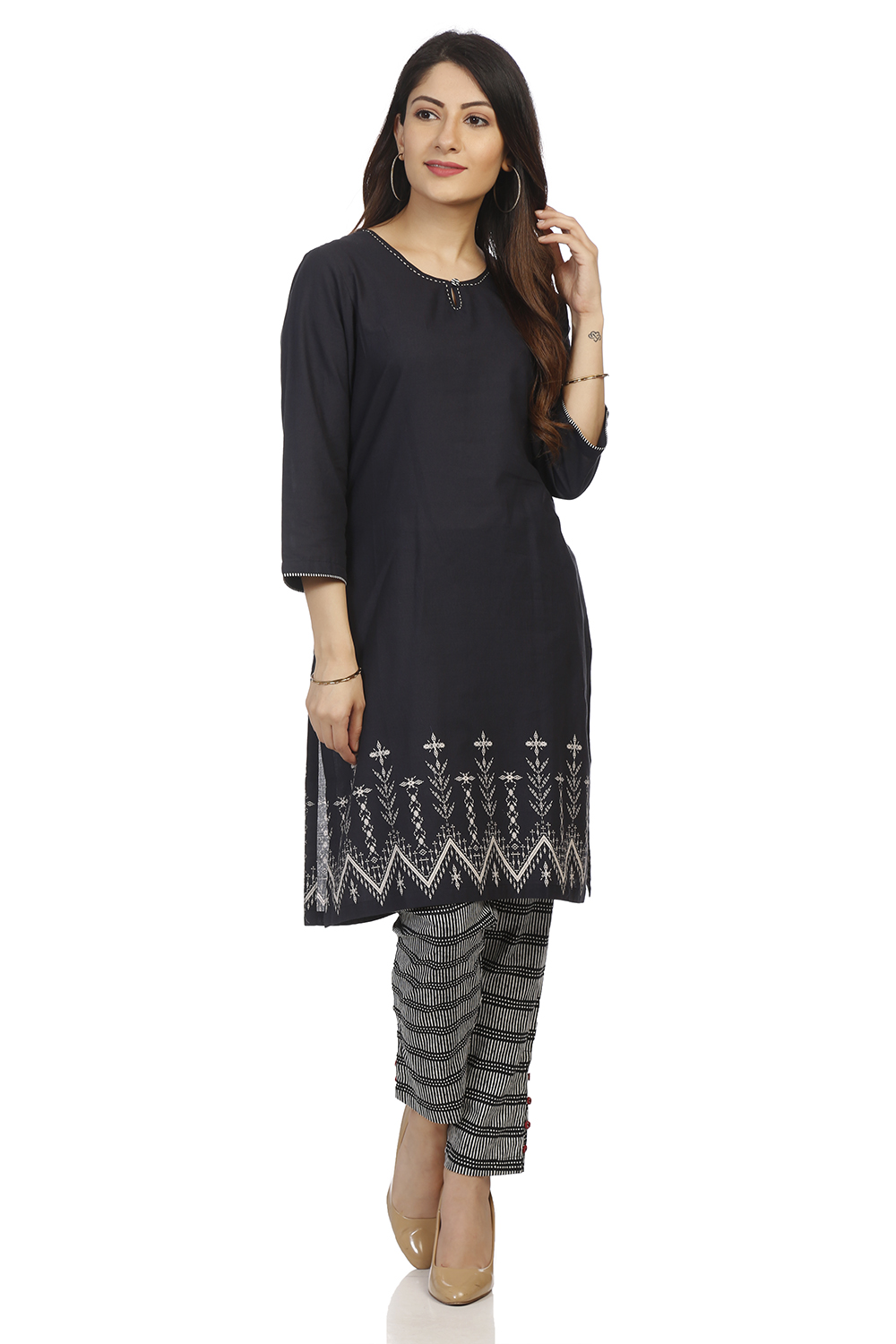 White Straight Cotton Kurta image number 0