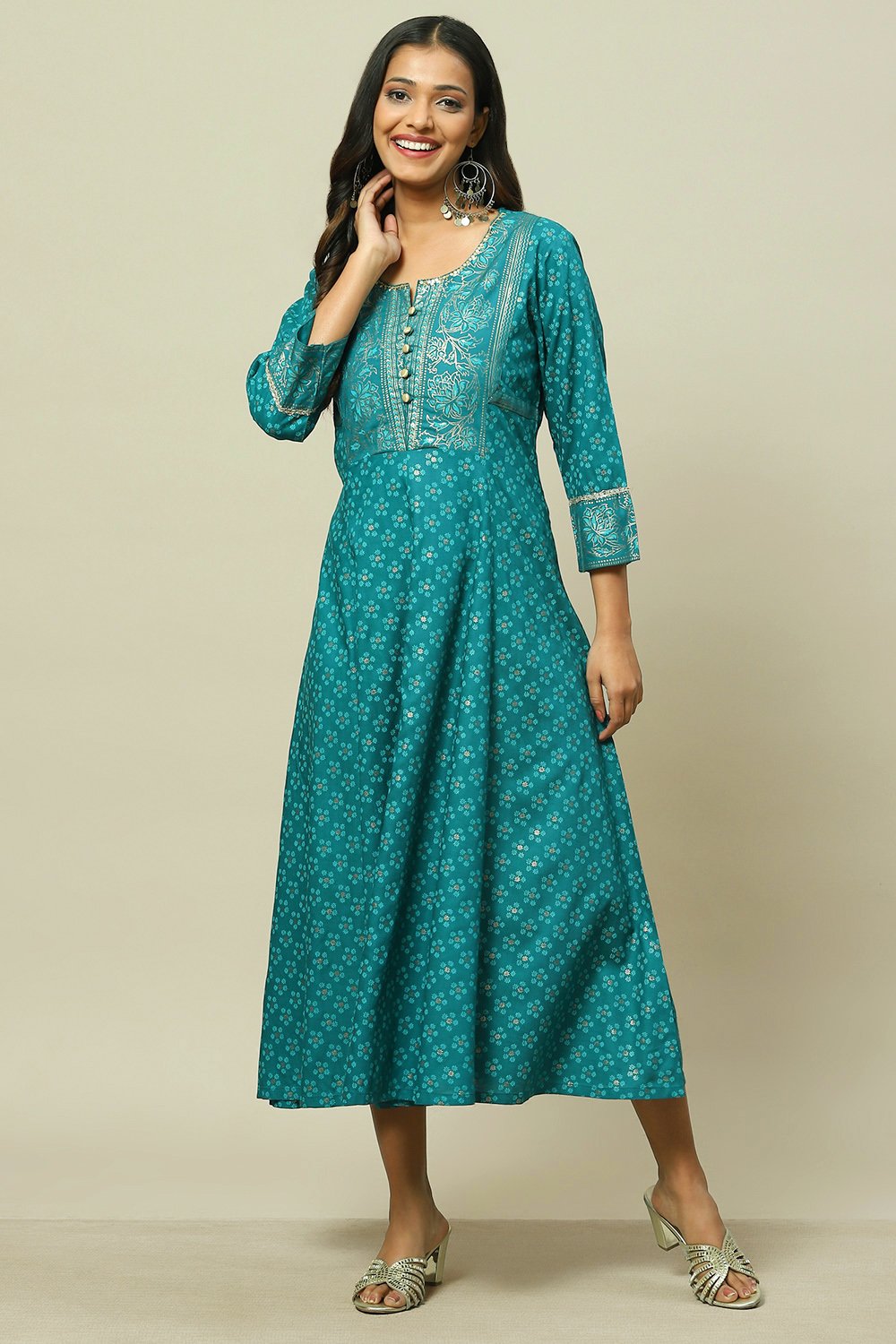 Green LIVA Straight Dress image number 5