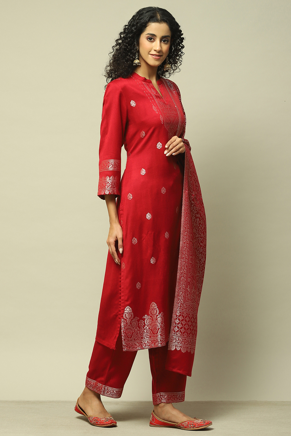 Red Poly Viscose Straight Yarndyed Kurta Palazzo Suit Set image number 6