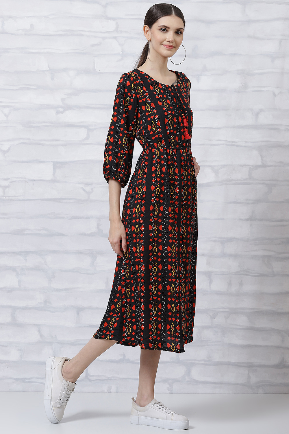 Black LIVA Straight Dress image number 3