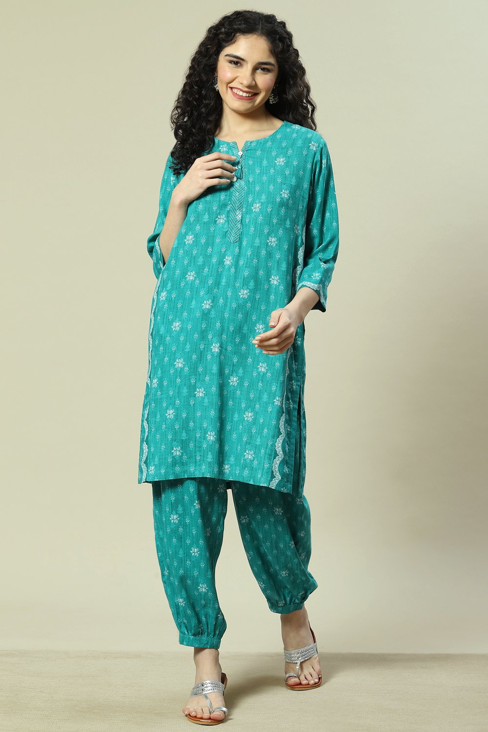 Green LIVA Woven Straight Kurta Suit Set image number 6