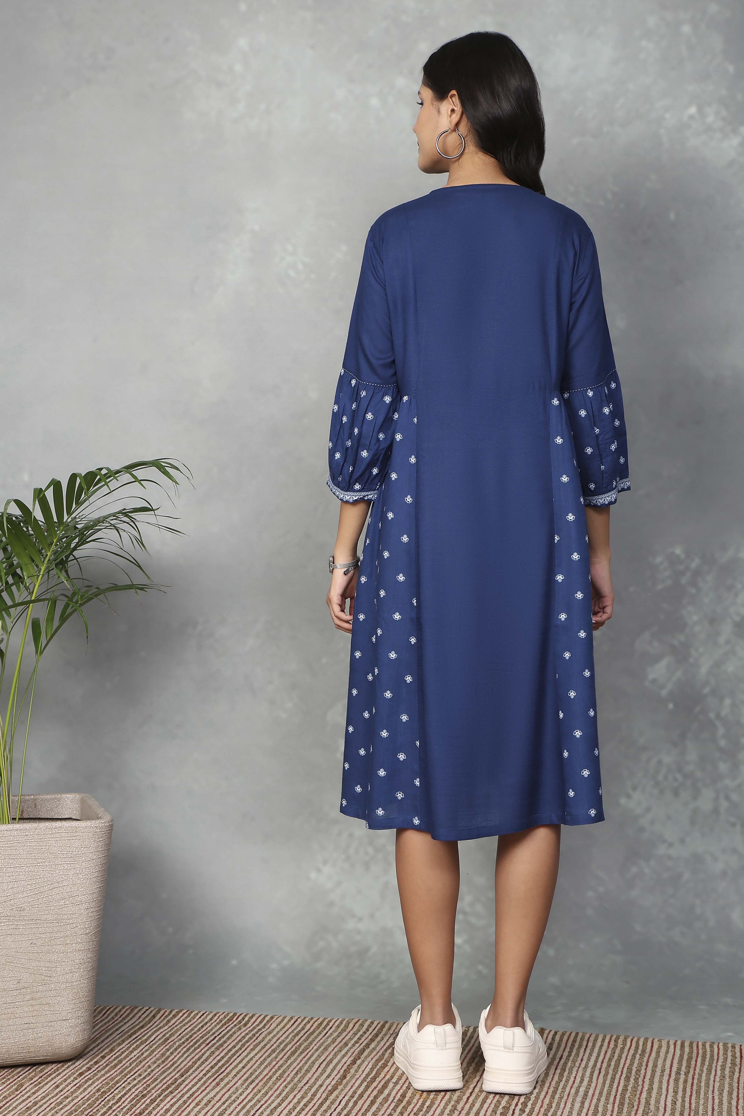 Blue Rayon A-Line Dresses image number 3