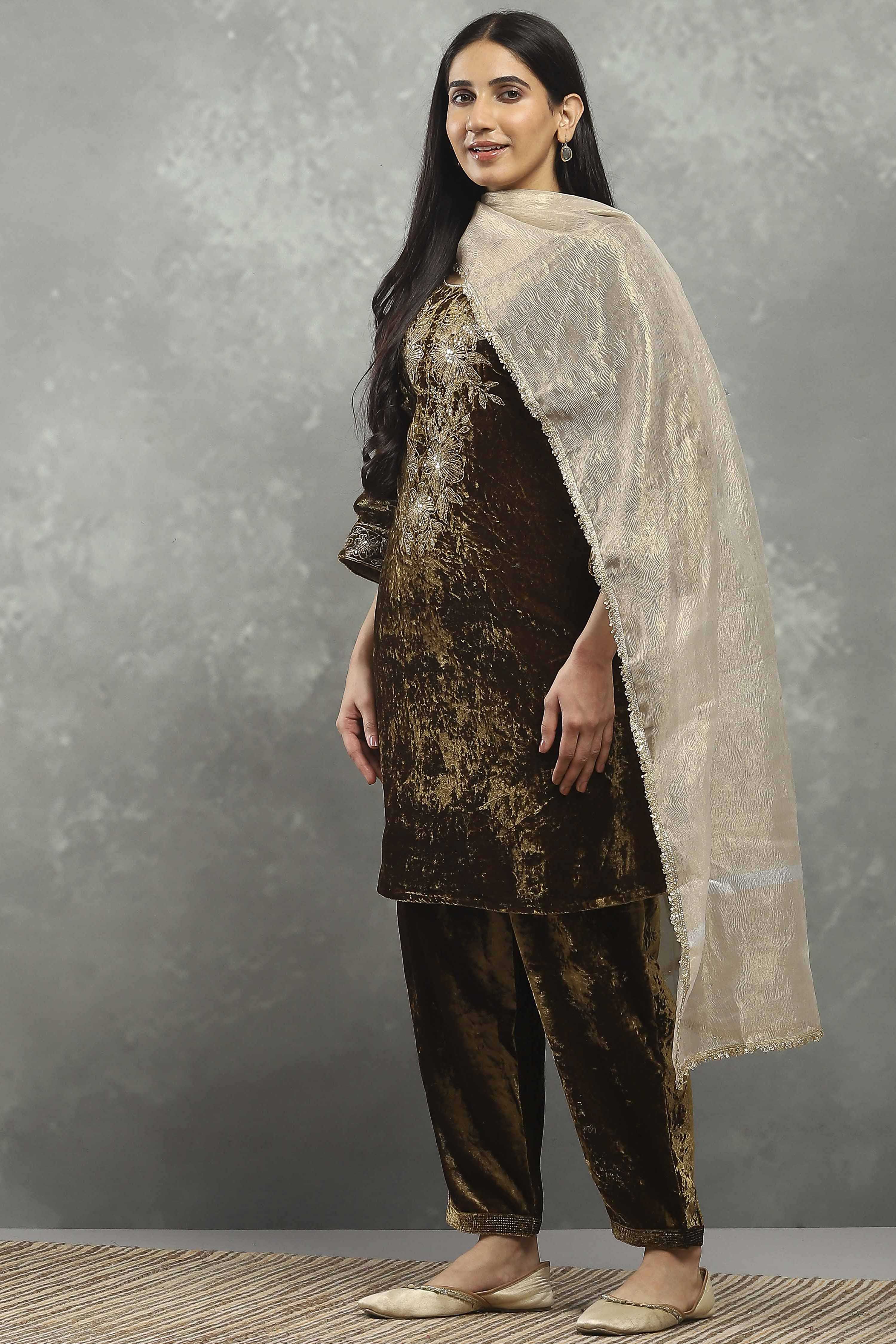 Olive Polyester Embroidered Straight Suit Set image number 6