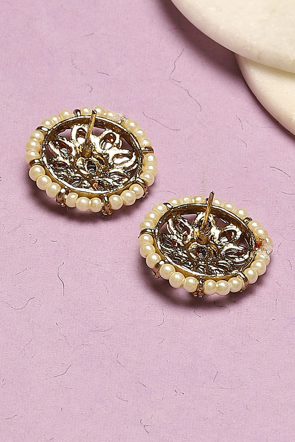 White Alloy Earrings image number 2