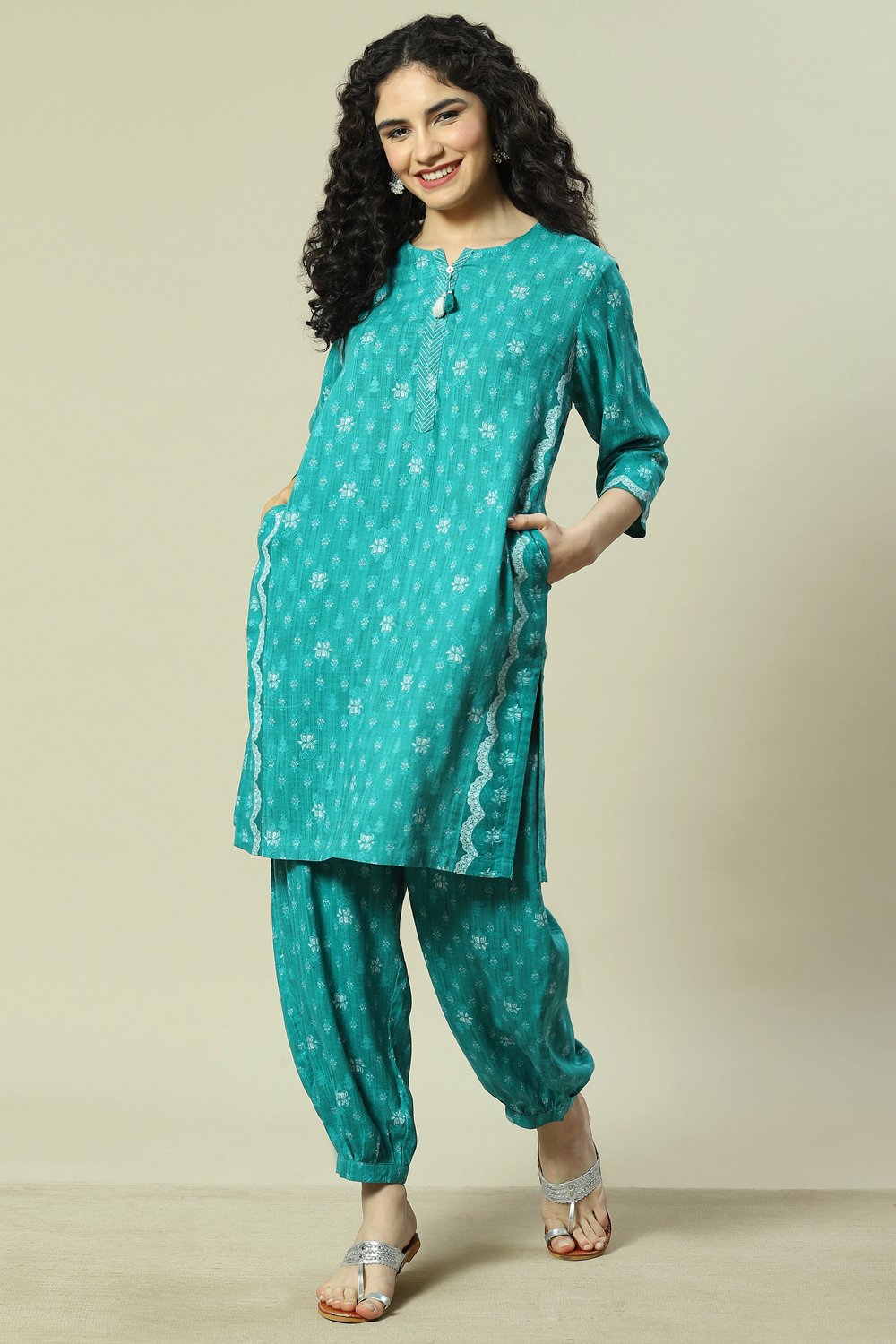 Green LIVA Woven Straight Kurta Suit Set image number 0