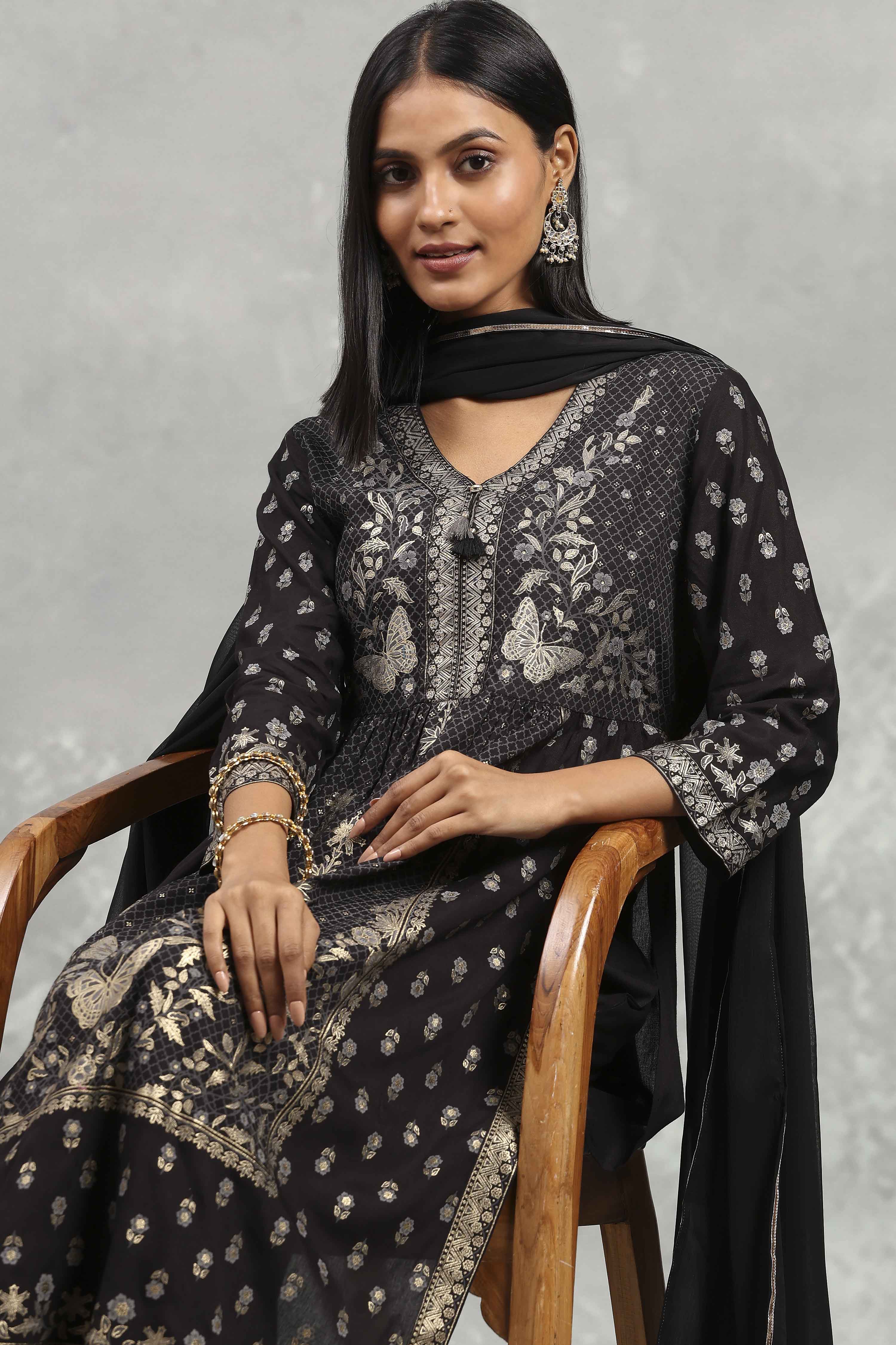 Black Viscose Blend Printed Gathered Suit Set image number 6