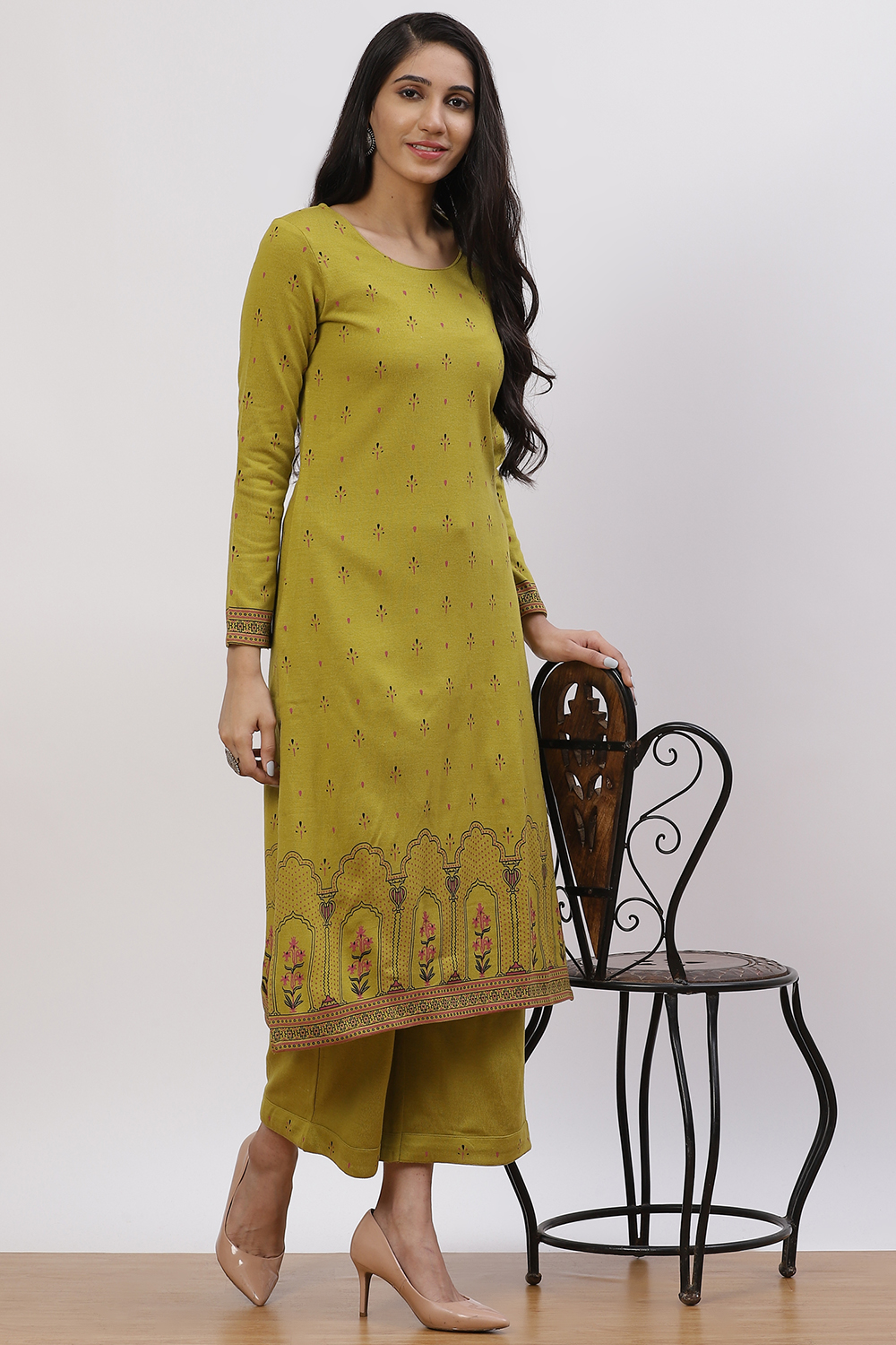 Olive Green Acrylic Straight Suit Set image number 5