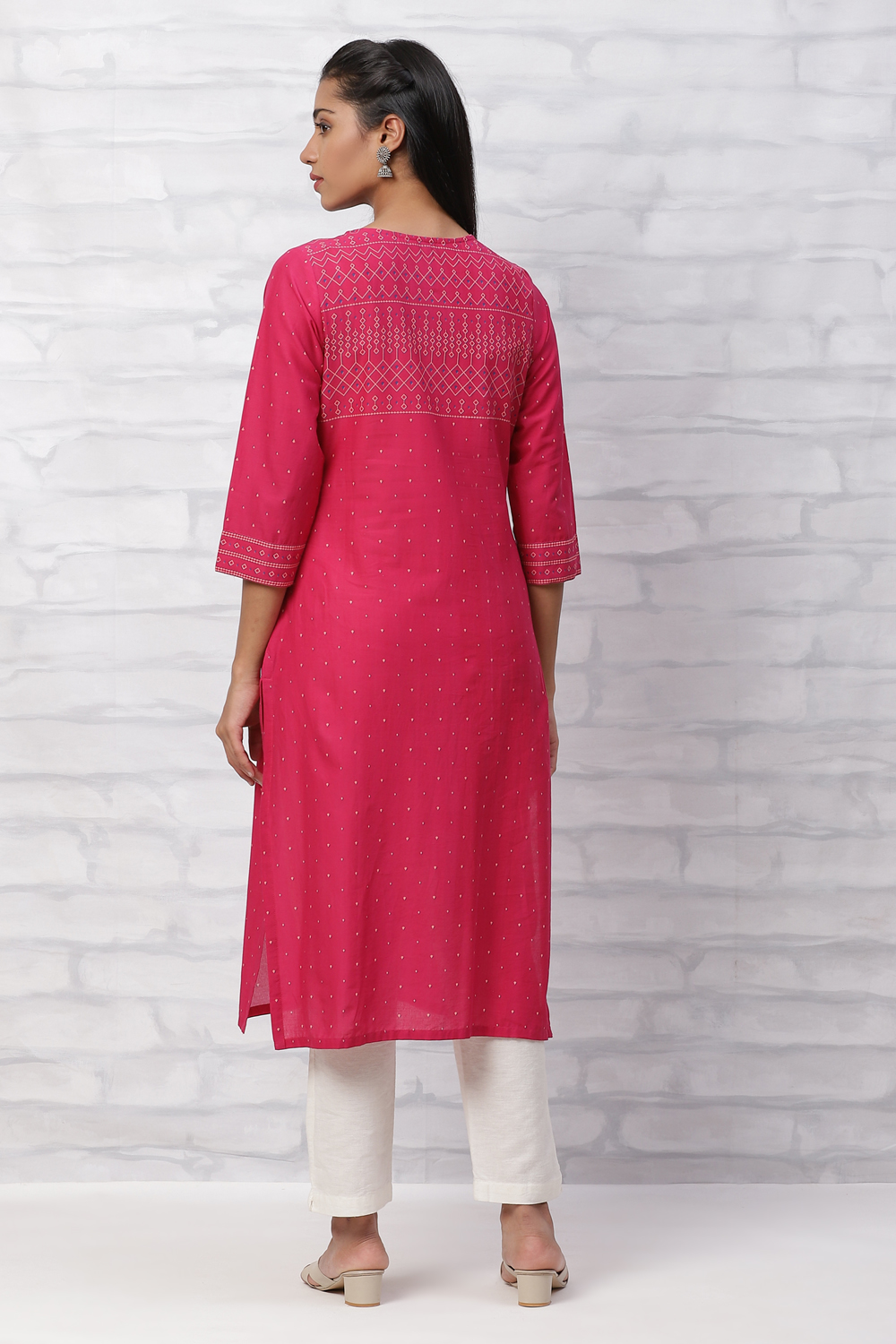 Pink Cambric Cotton Straight Kurta image number 4