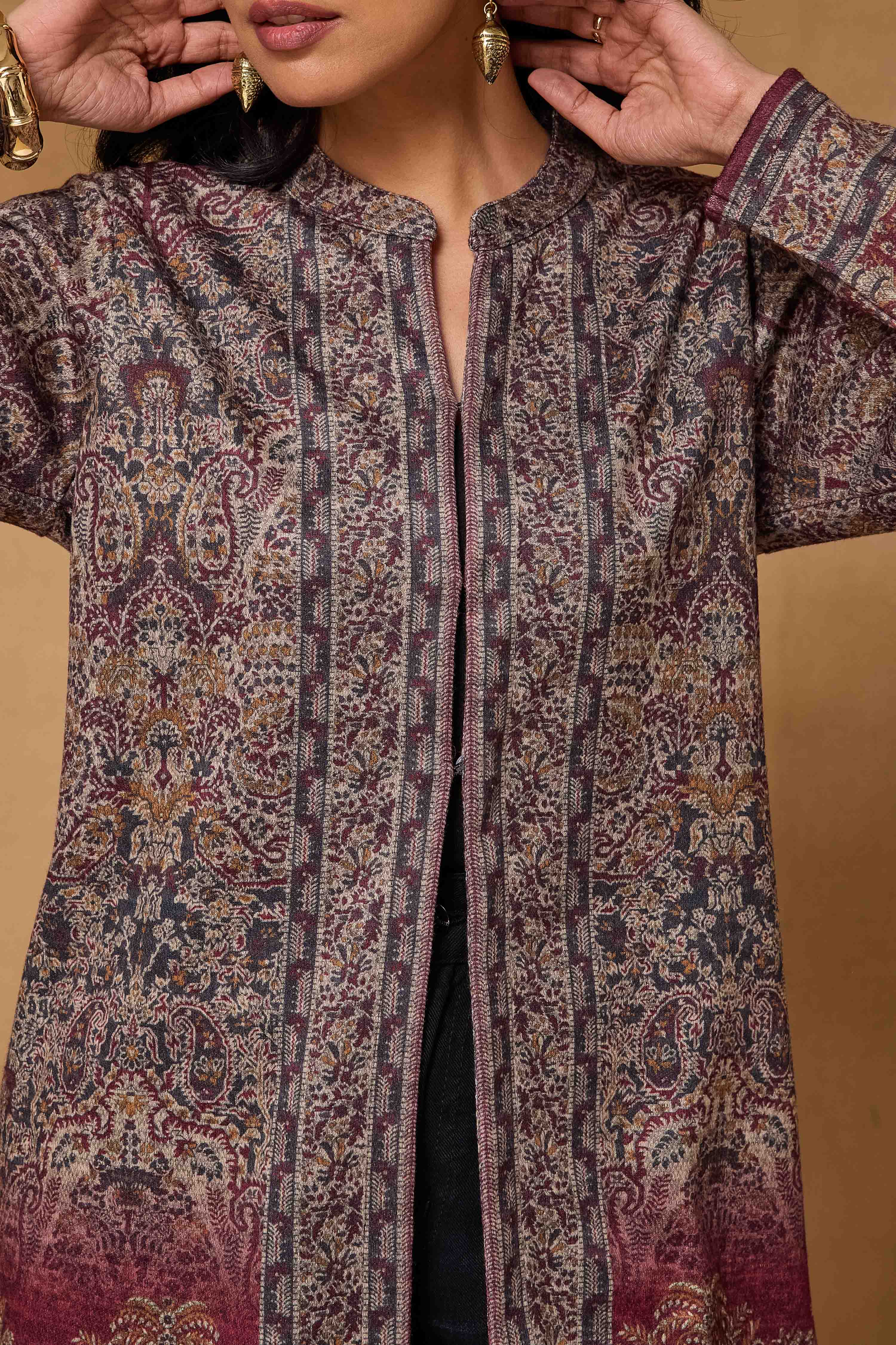 Maroon Polyester Regular Printed Cape image number 1