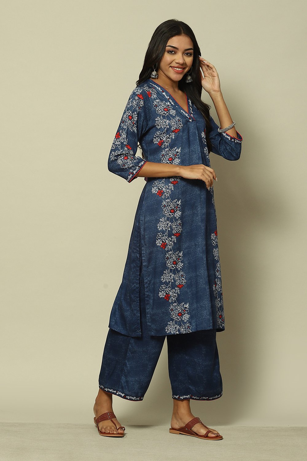 Indigo Blue LIVA Straight Printed Kurta Palazzo Suit Set image number 5