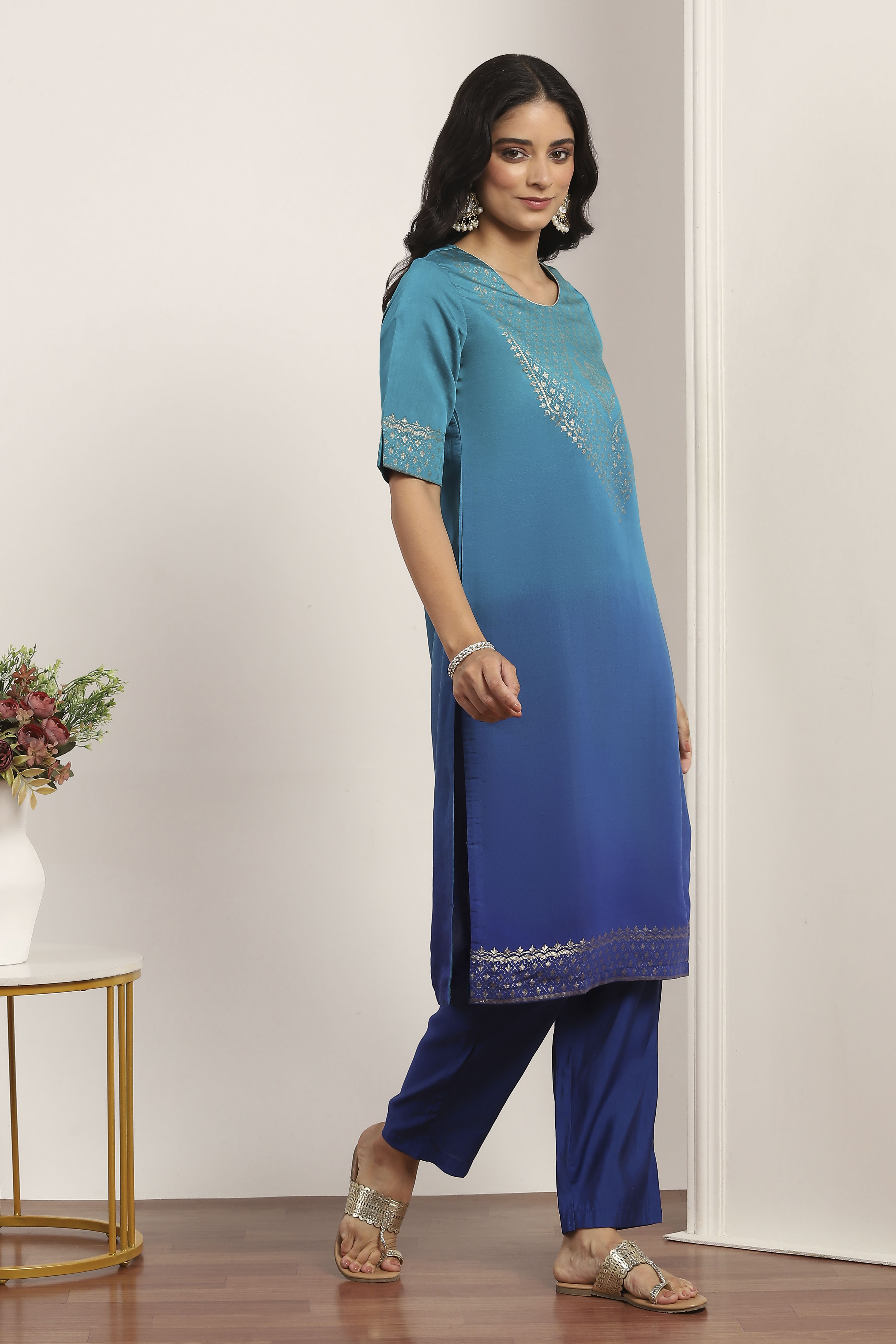 Blue Viscose Polyester Straight Suit Sets image number 5