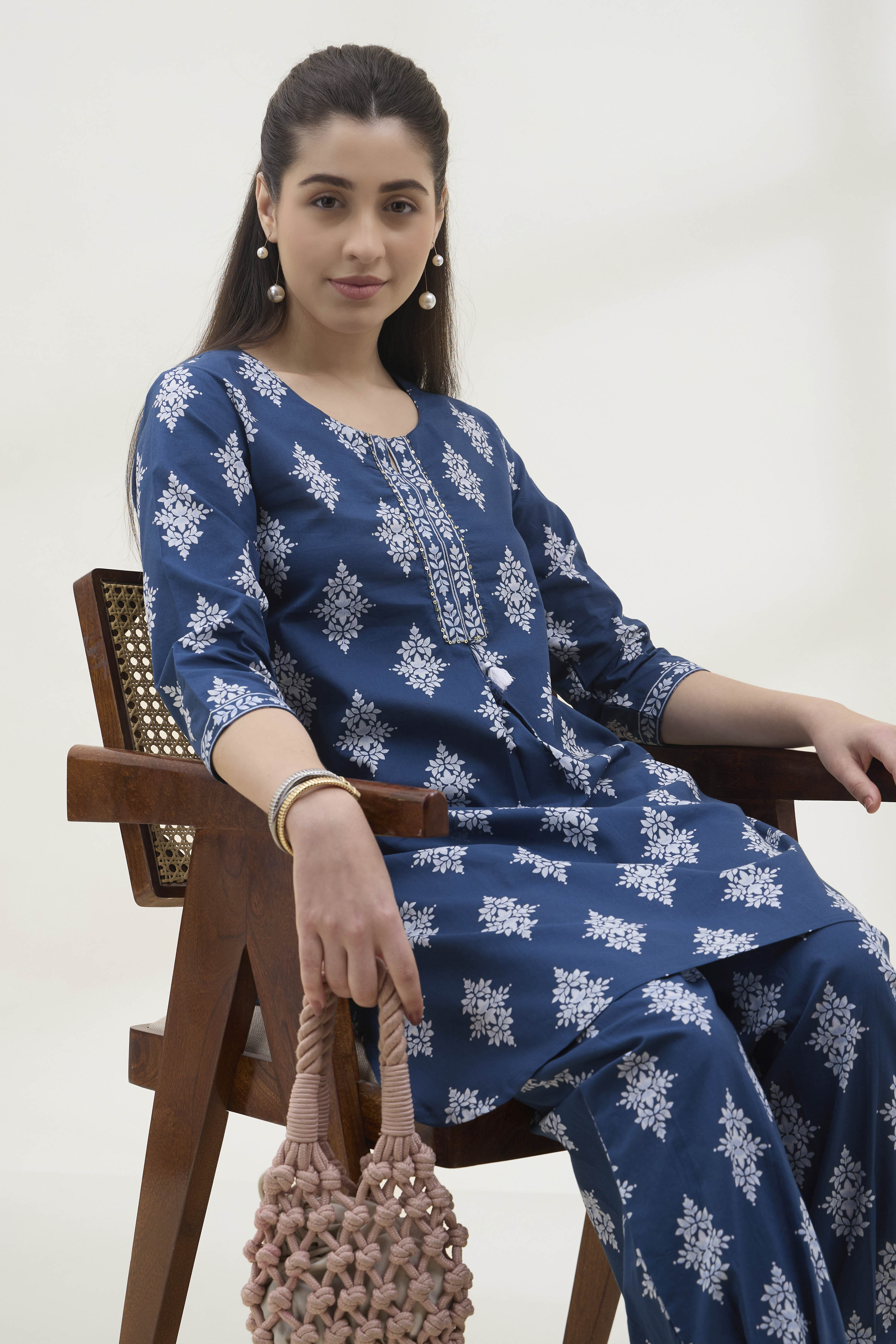 Navy Cotton Straight Printed  image number 1