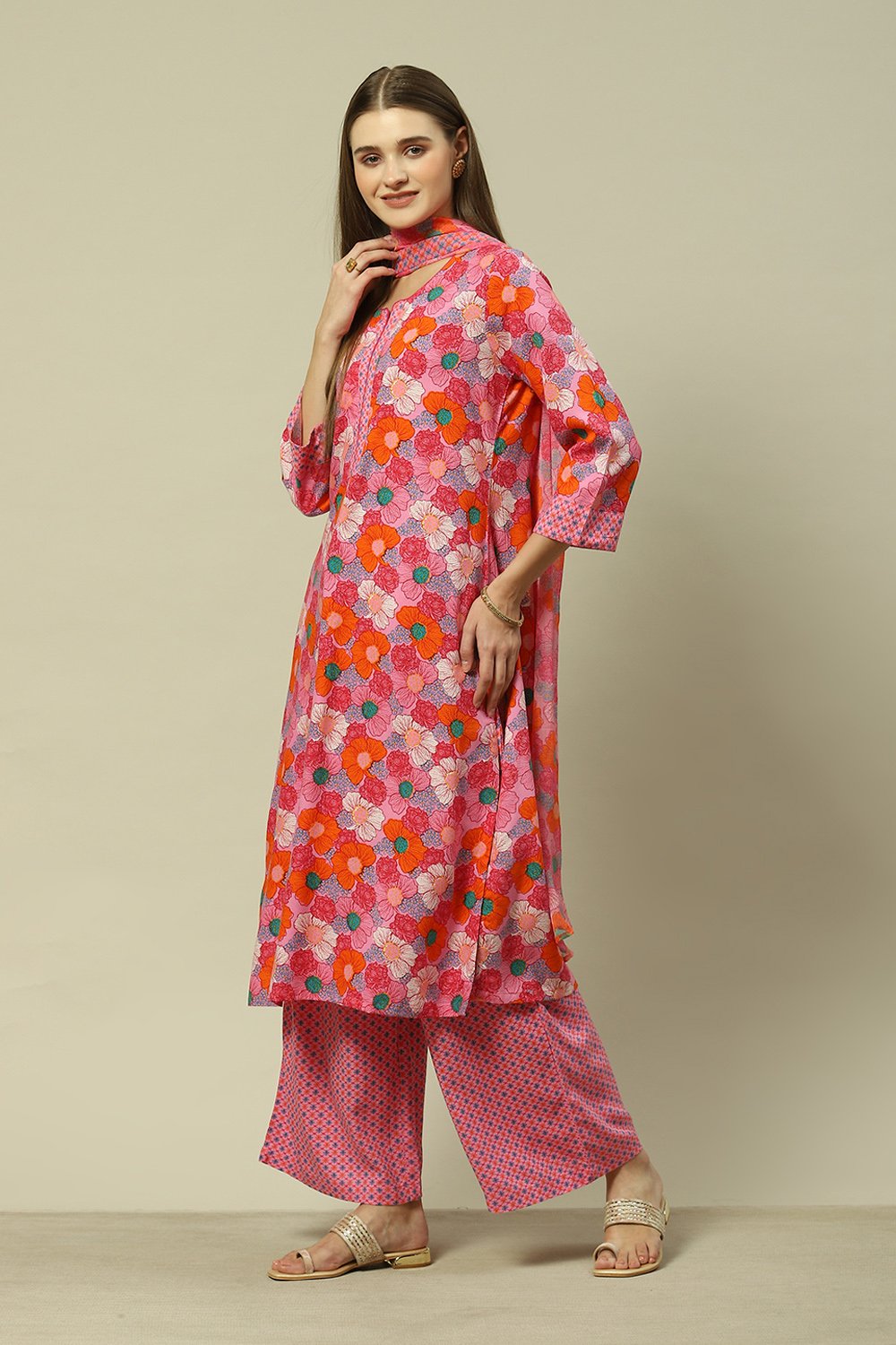 Pink LIVA Straight Printed Kurta Palazzo Suit Set image number 4