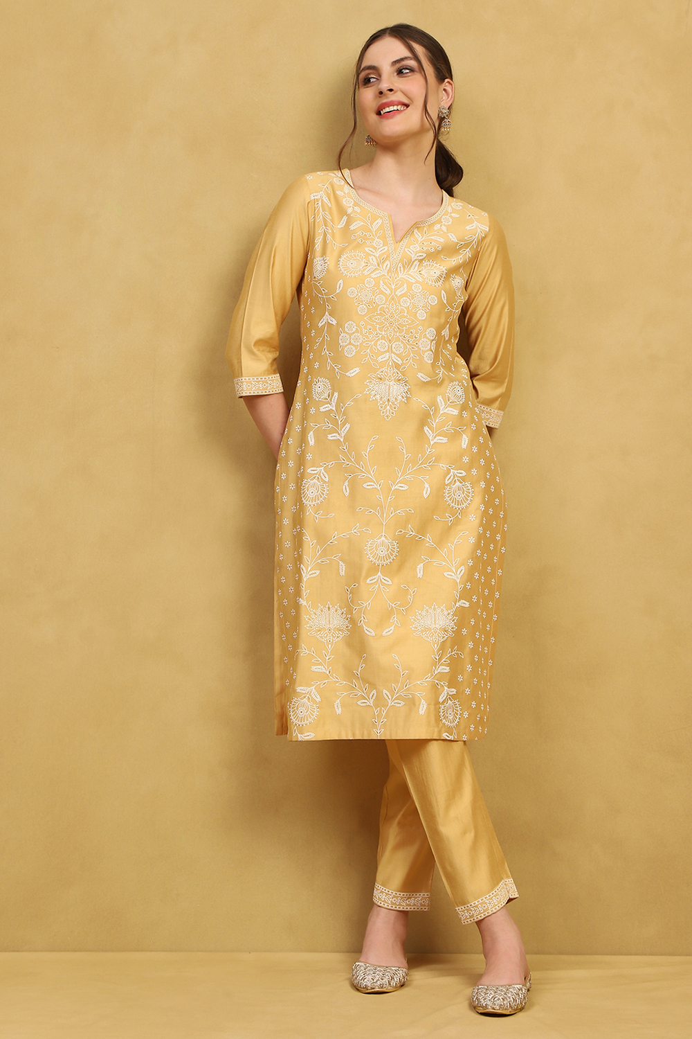 Lavender Viscose Blend Printed Straight Kurta Pants Set image number 0