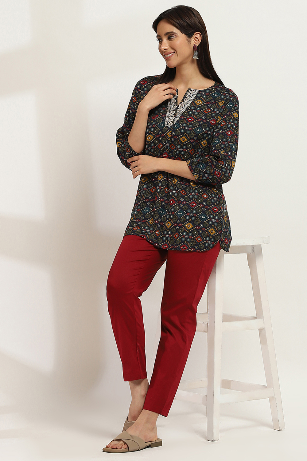 Navy Blue Cotton Solid Regular Pants image number 0