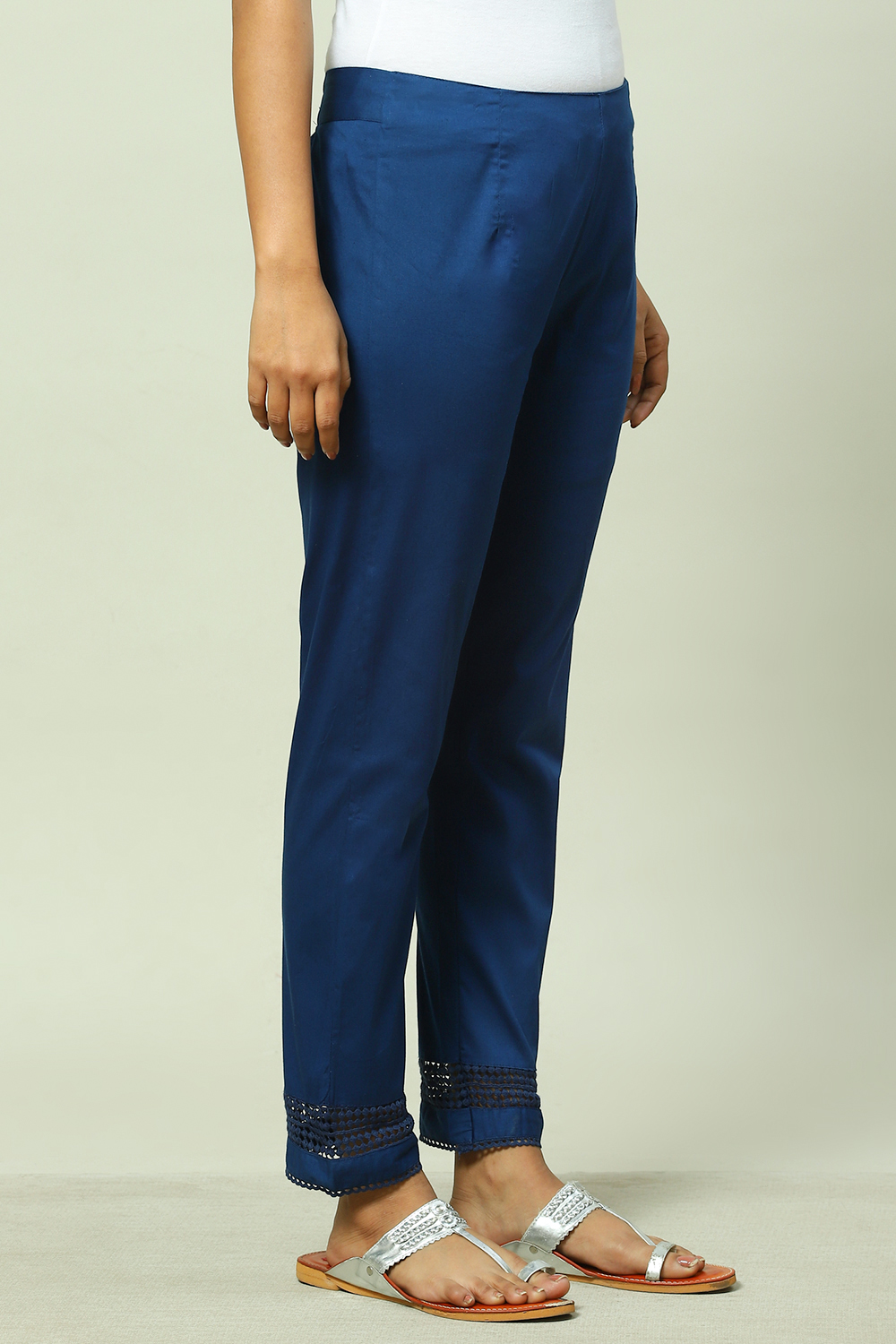 Indigo Cotton Blend Slim Pant image number 3