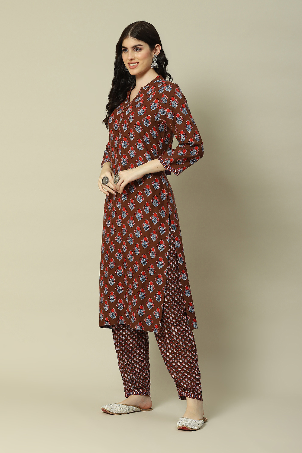 Brown LIVA Straight Printed Kurta Palazzo Suit Set image number 3