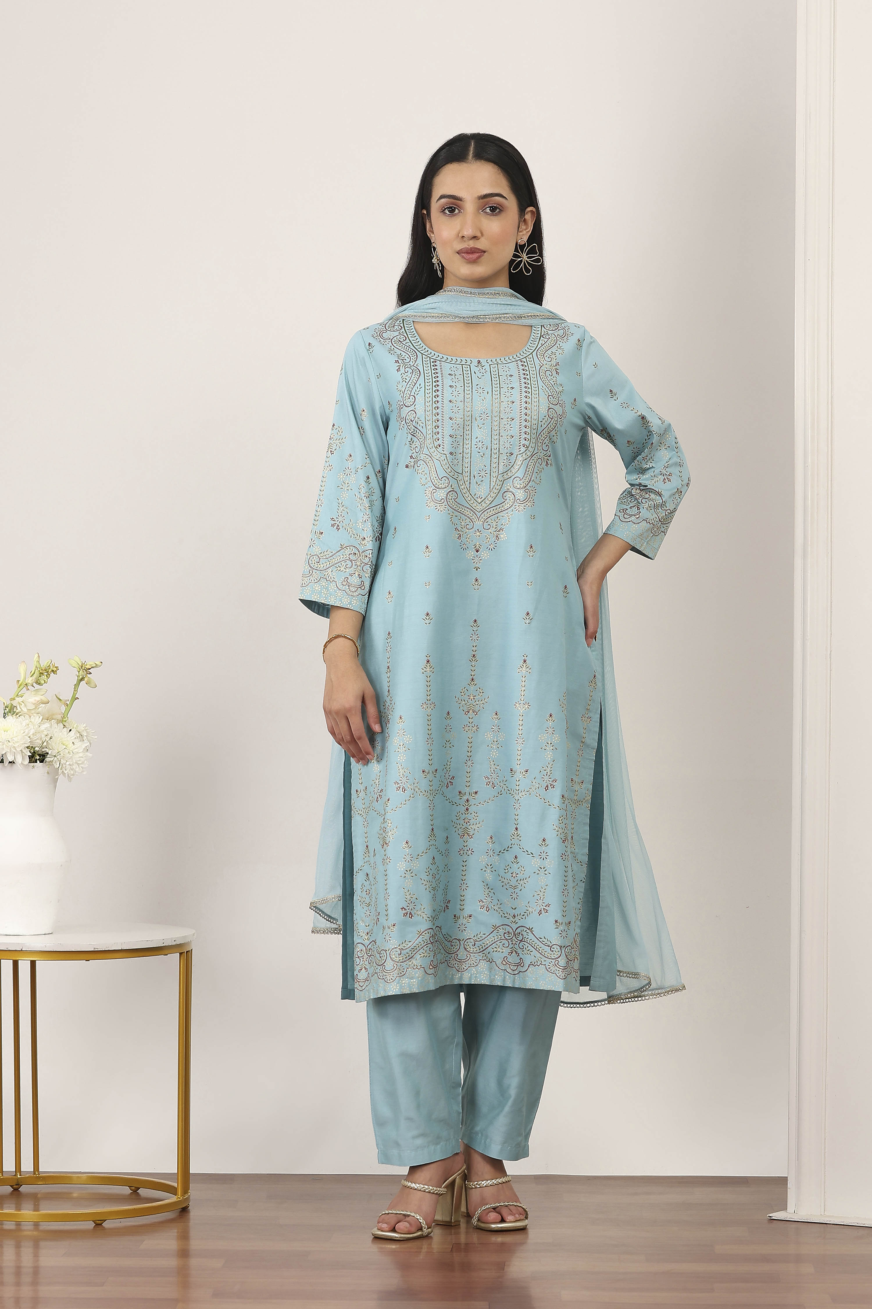 Blue Viscose Polyester Straight Suit Sets image number 6