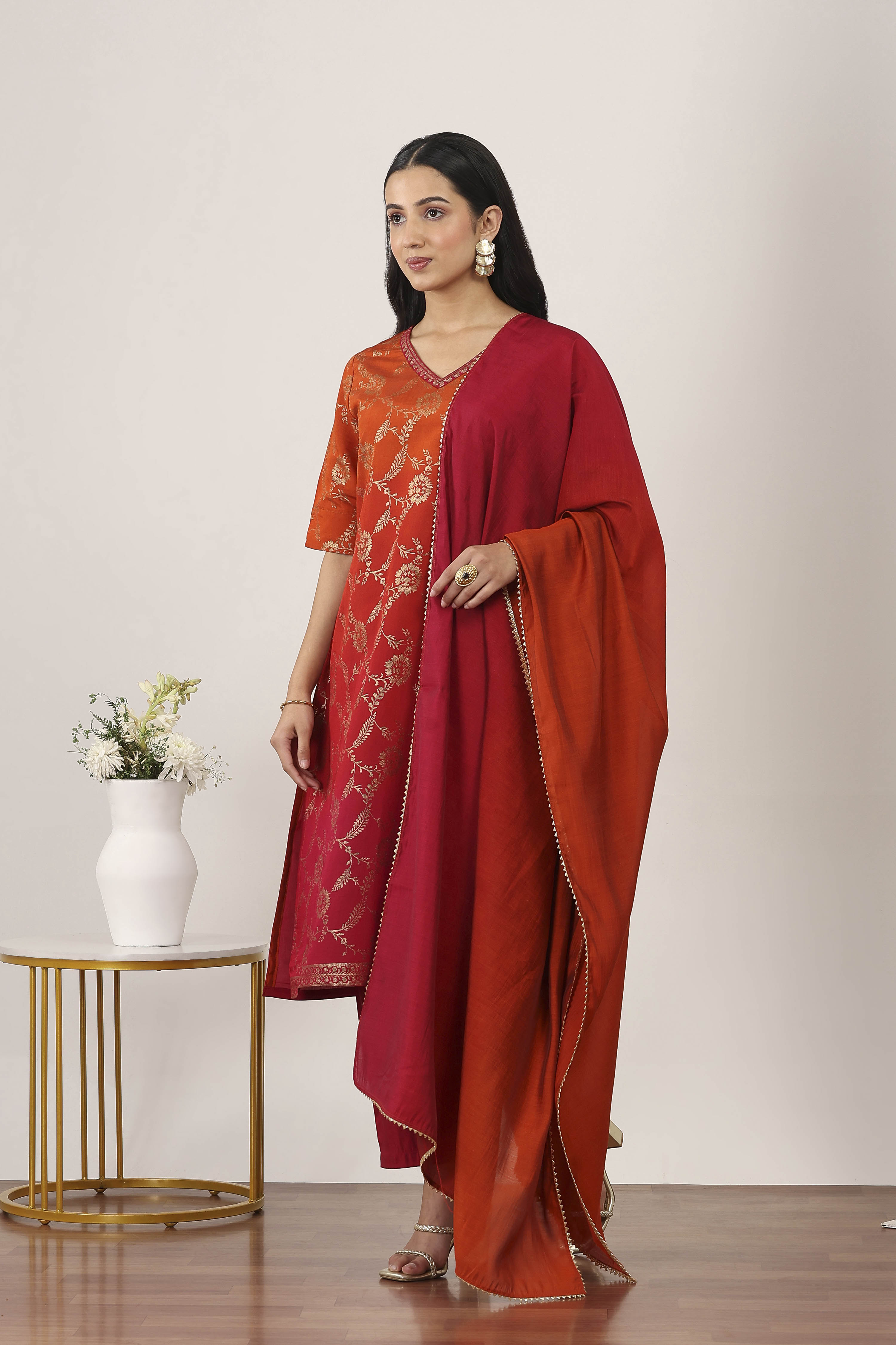 Pink Viscose Polyester Straight Suit Sets image number 3