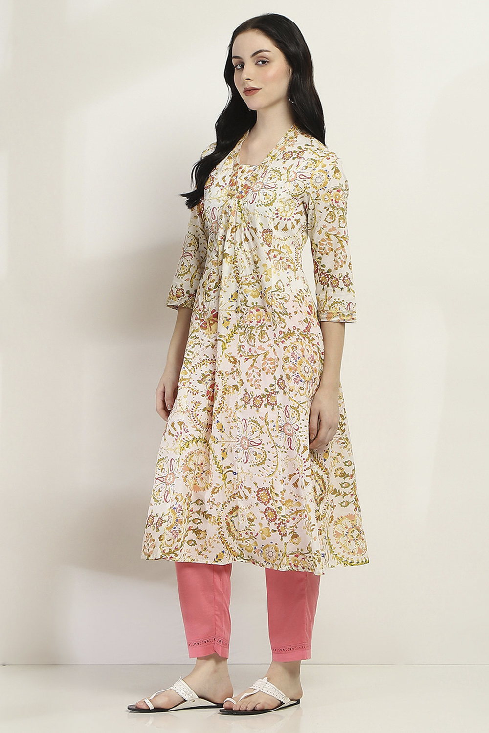 Yellow Cotton Kalidar Kurta image number 2