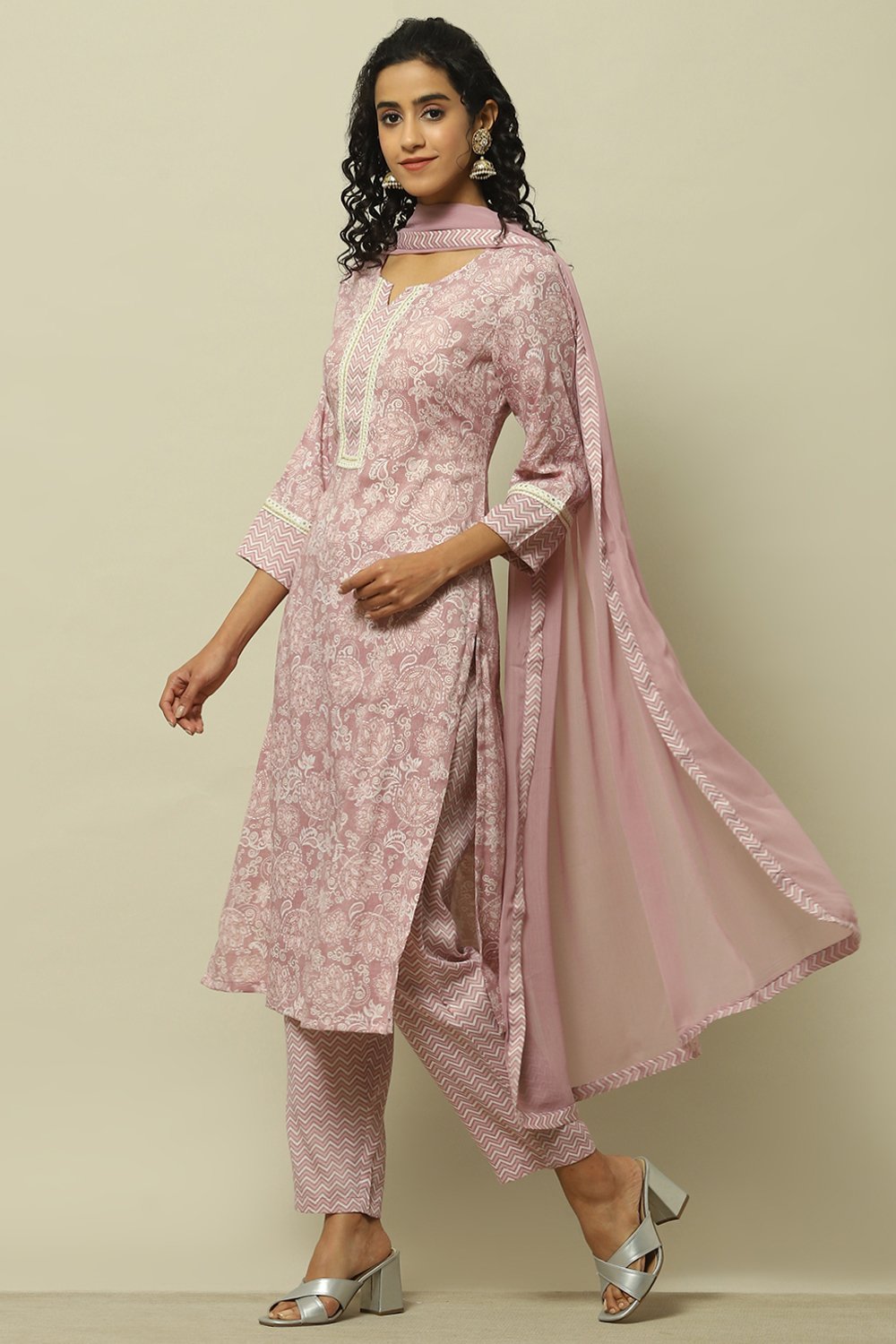 Sage Green Printed  Kurta & Pants Suit Set image number 4