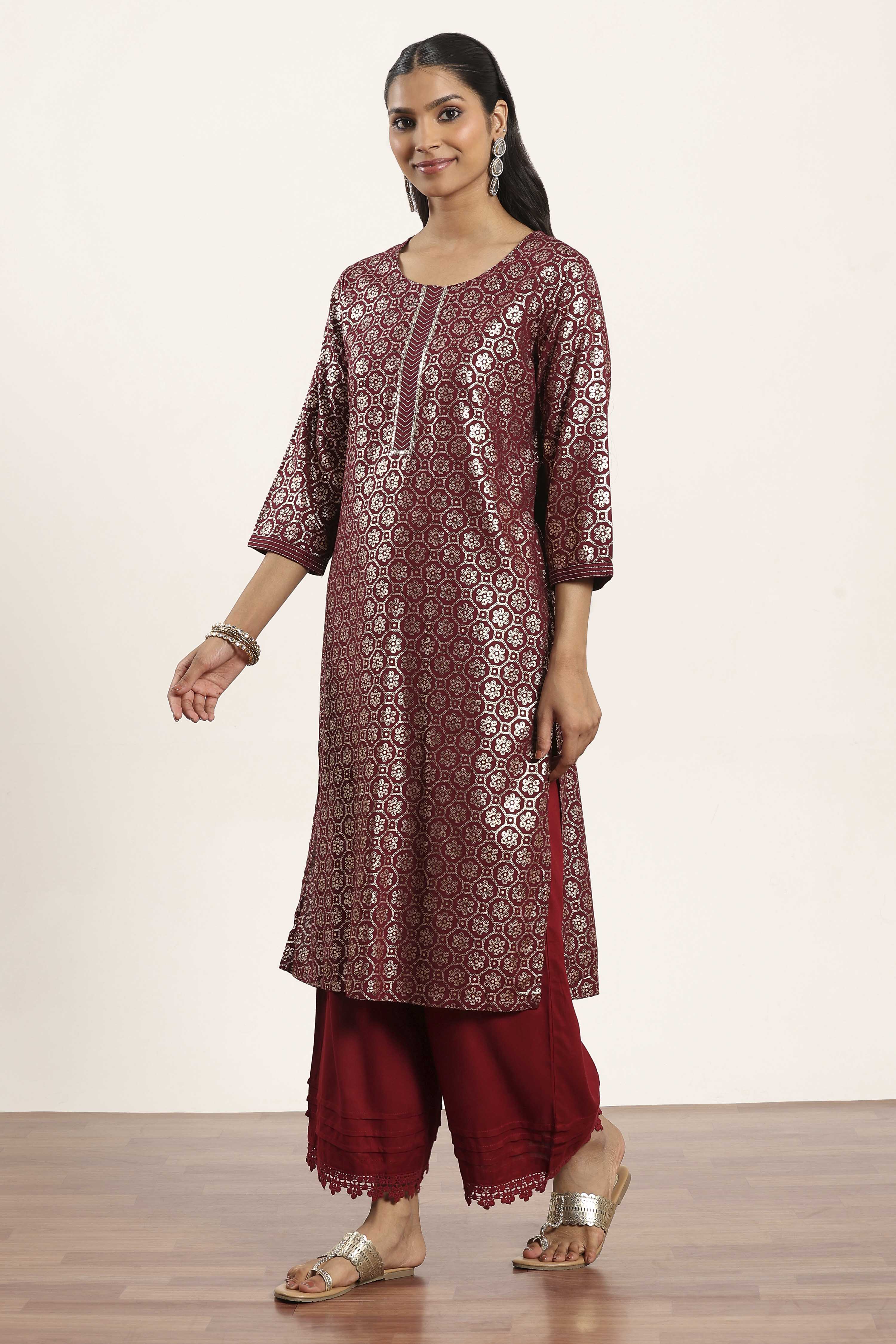 Maroon Viscose Rayon Straight Kurta Pants Set image number 3