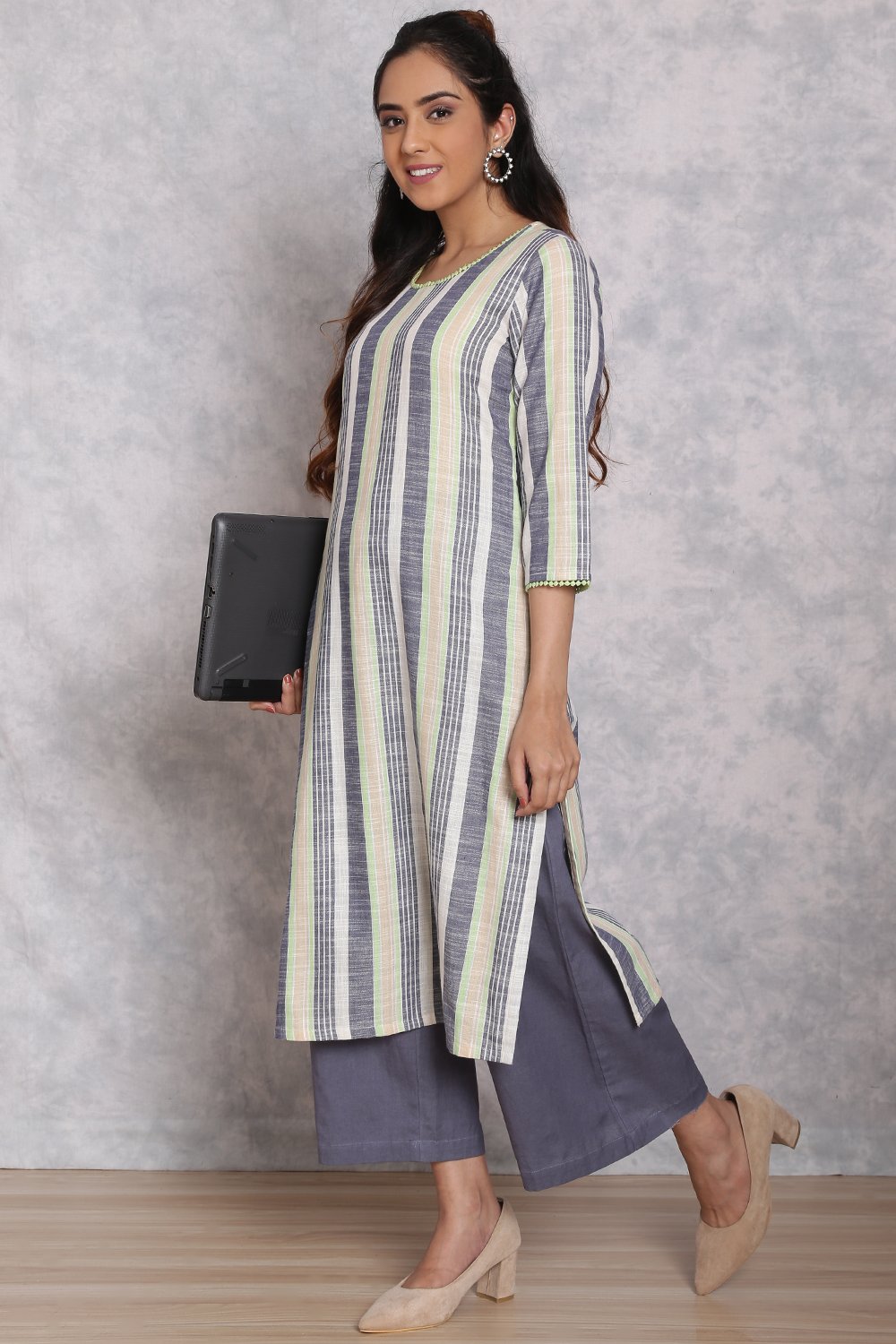 Multicolored Cotton Straight Suit Set image number 4