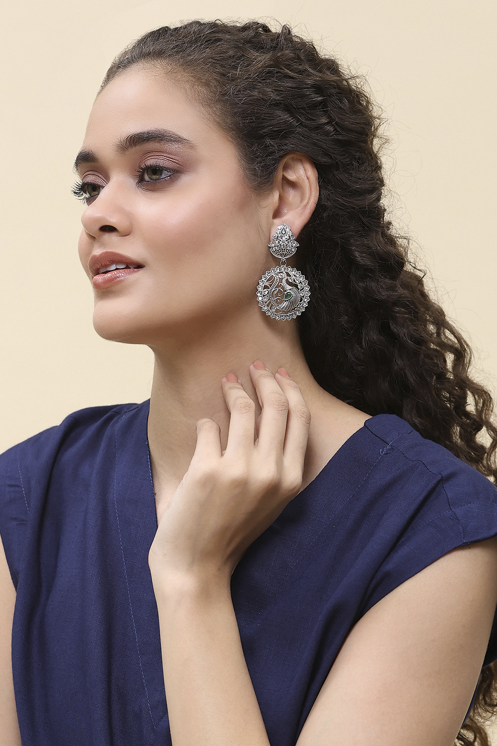 Green Alloy Drop & Danglers image number 3