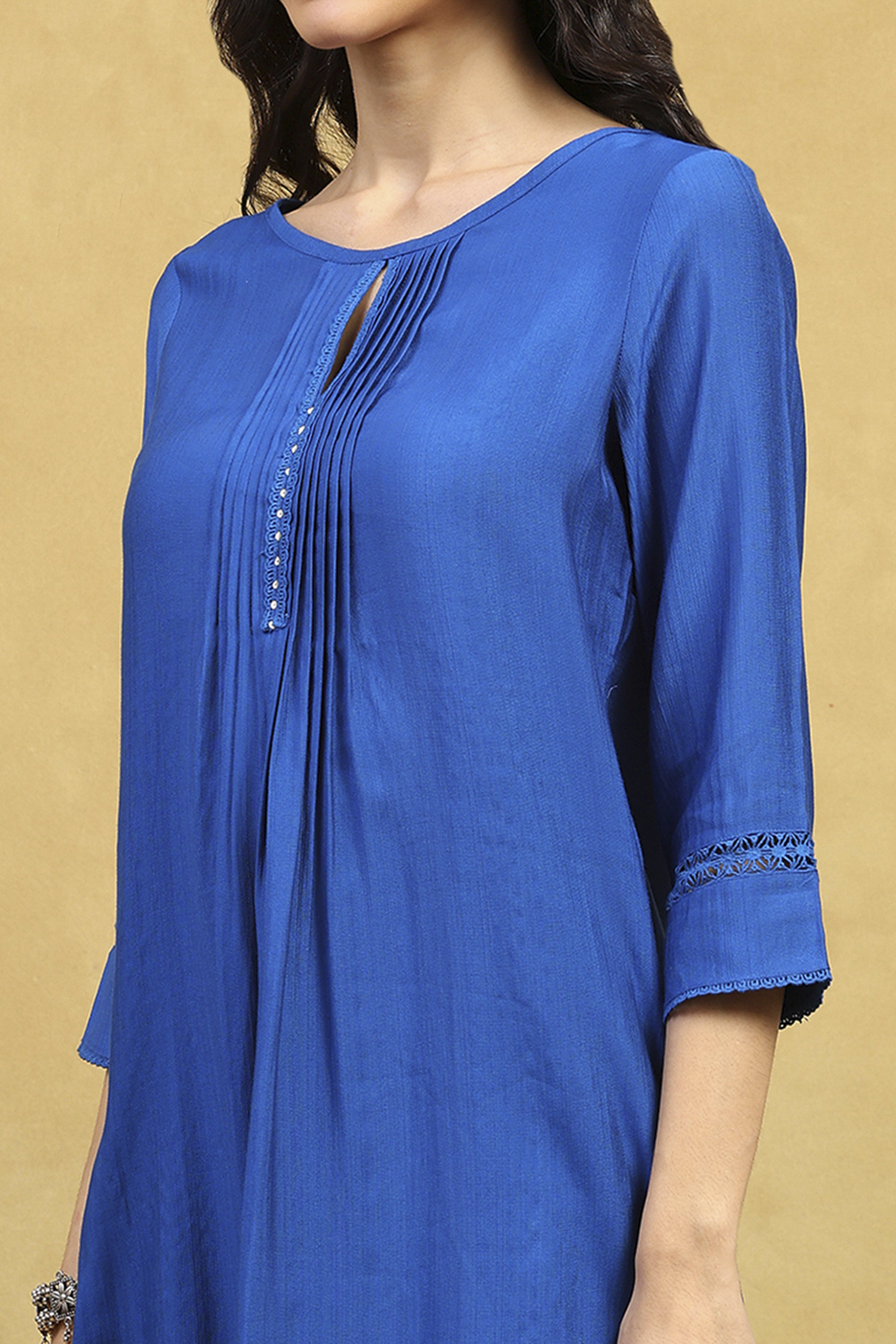Blue Solid Straight Kurta image number 1