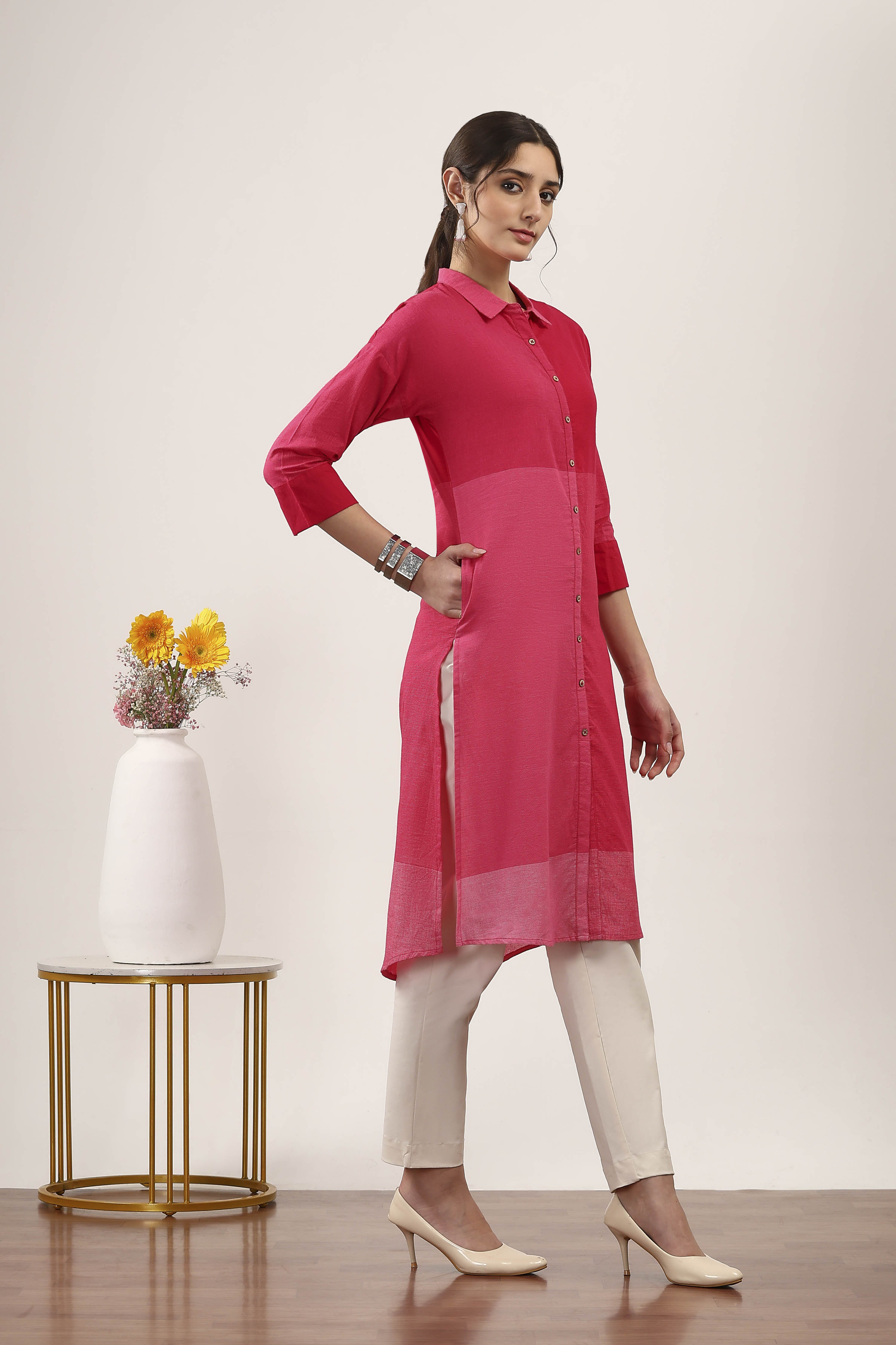 Yellow Cotton Straight Kurtas image number 4