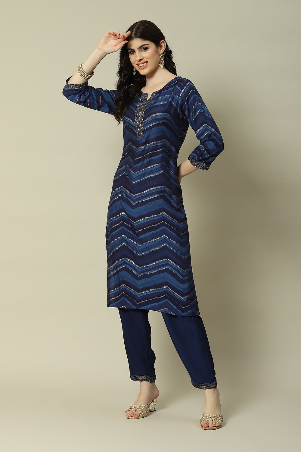 Green LIVA Straight Printed Kurta Palazzo Suit Set image number 0