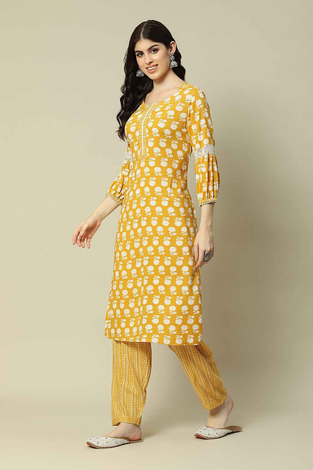 Mustard LIVA Straight Printed Kurta Palazzo Suit Set image number 3