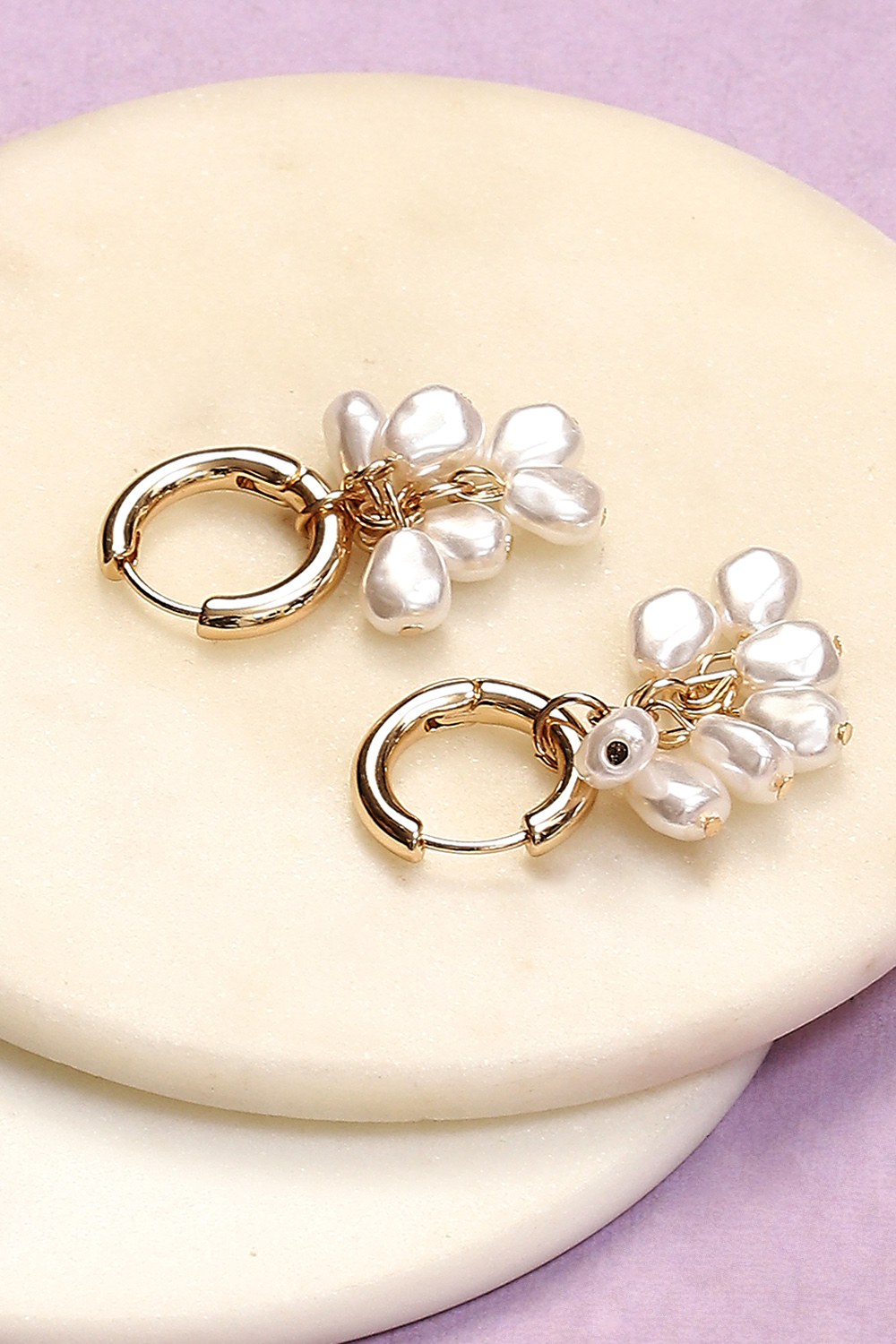 White Alloy Earrings image number 0