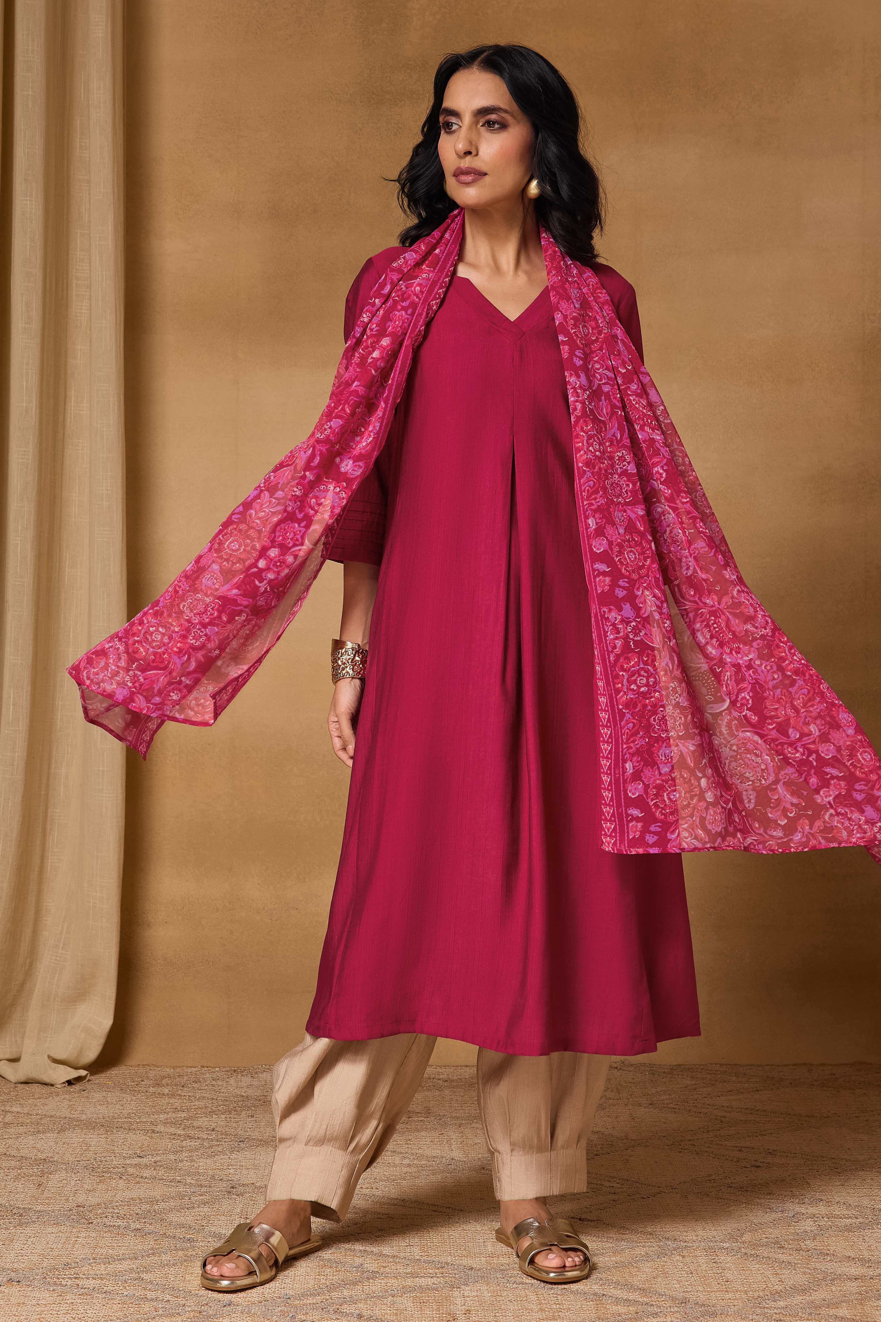Fuschia Viscose Blend Straight Solid Kurta image number 6