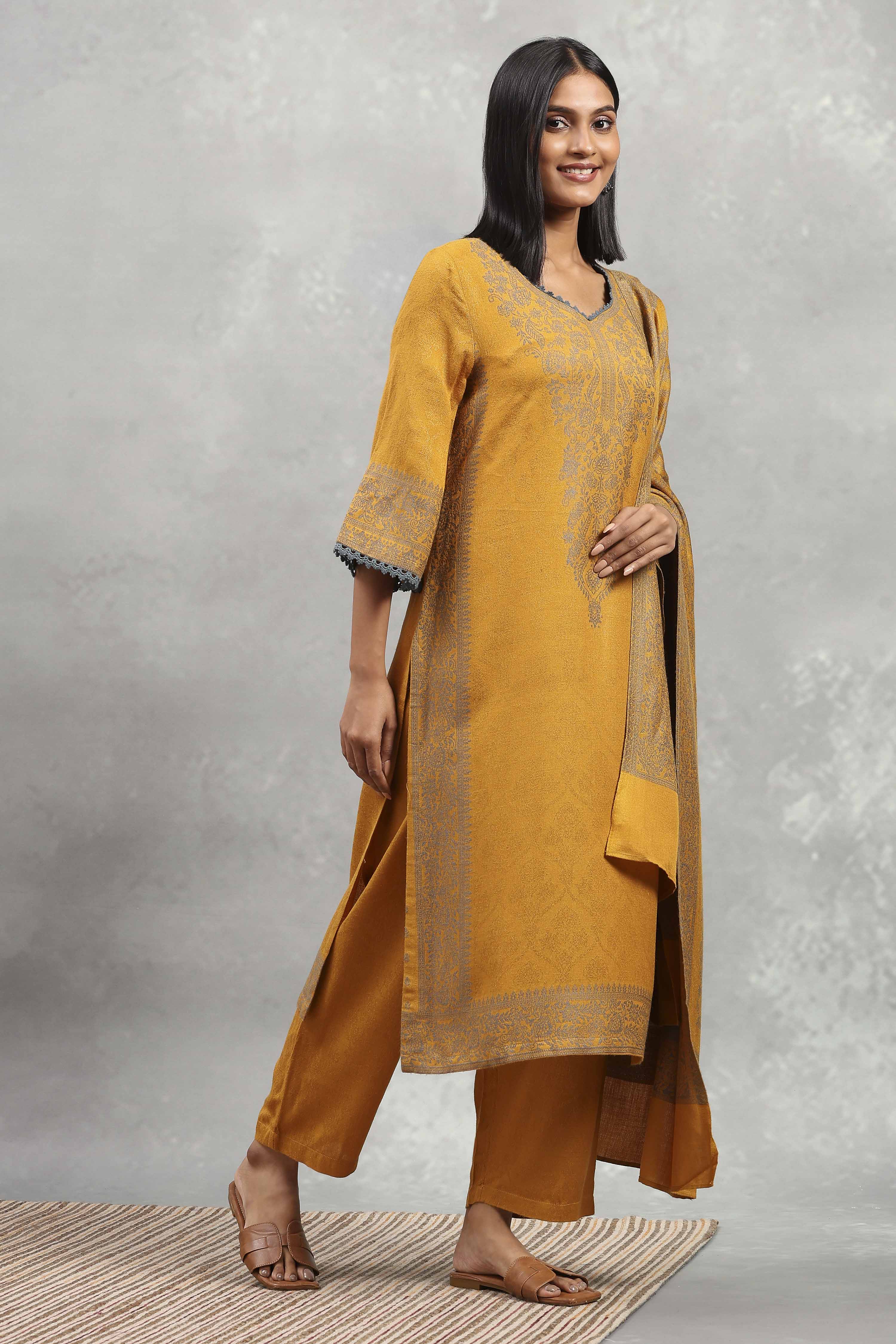 Yellow Polyester Yarndyed Straight Suit Set image number 5