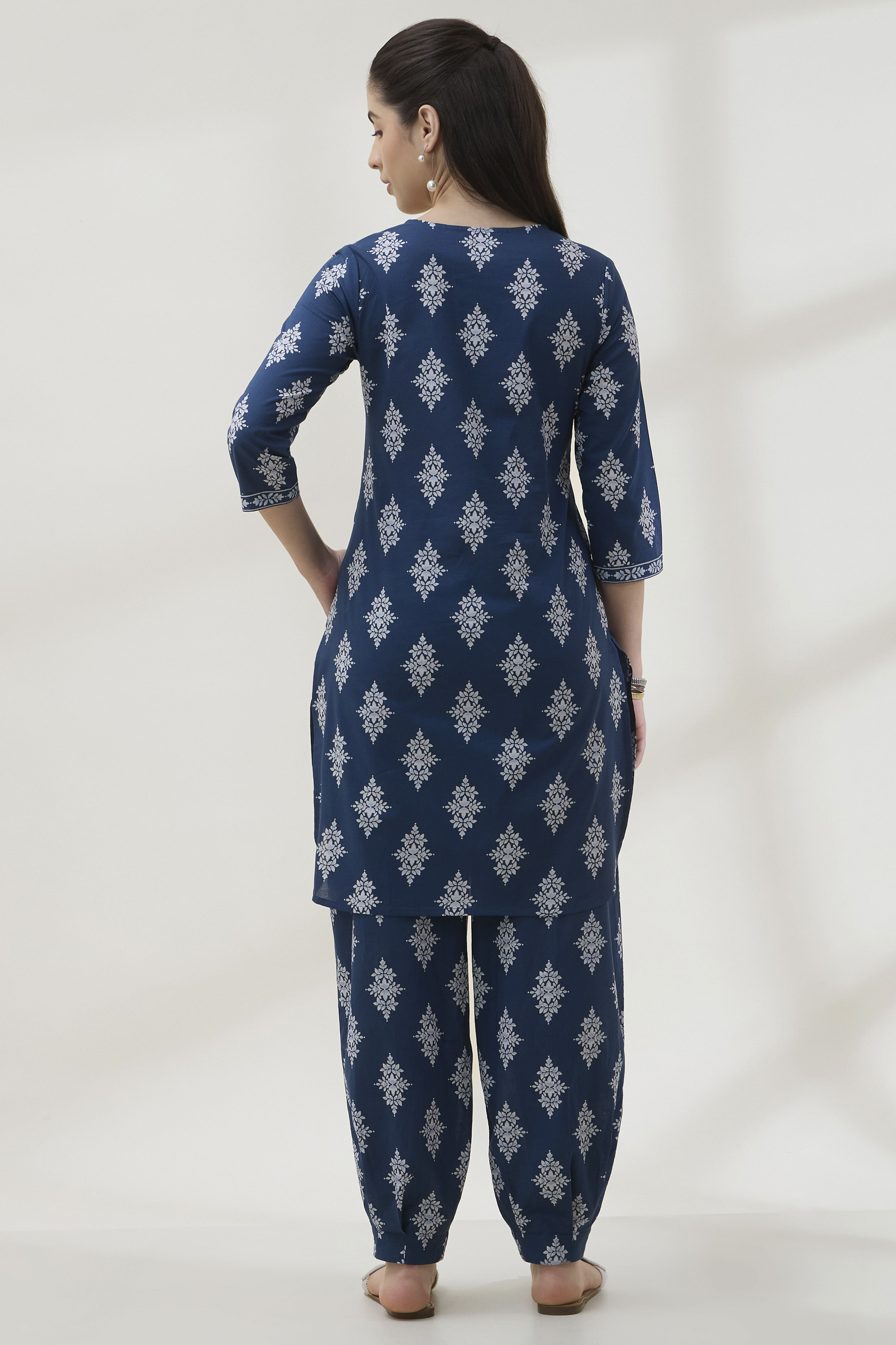 Navy Cotton Straight Printed  image number 5
